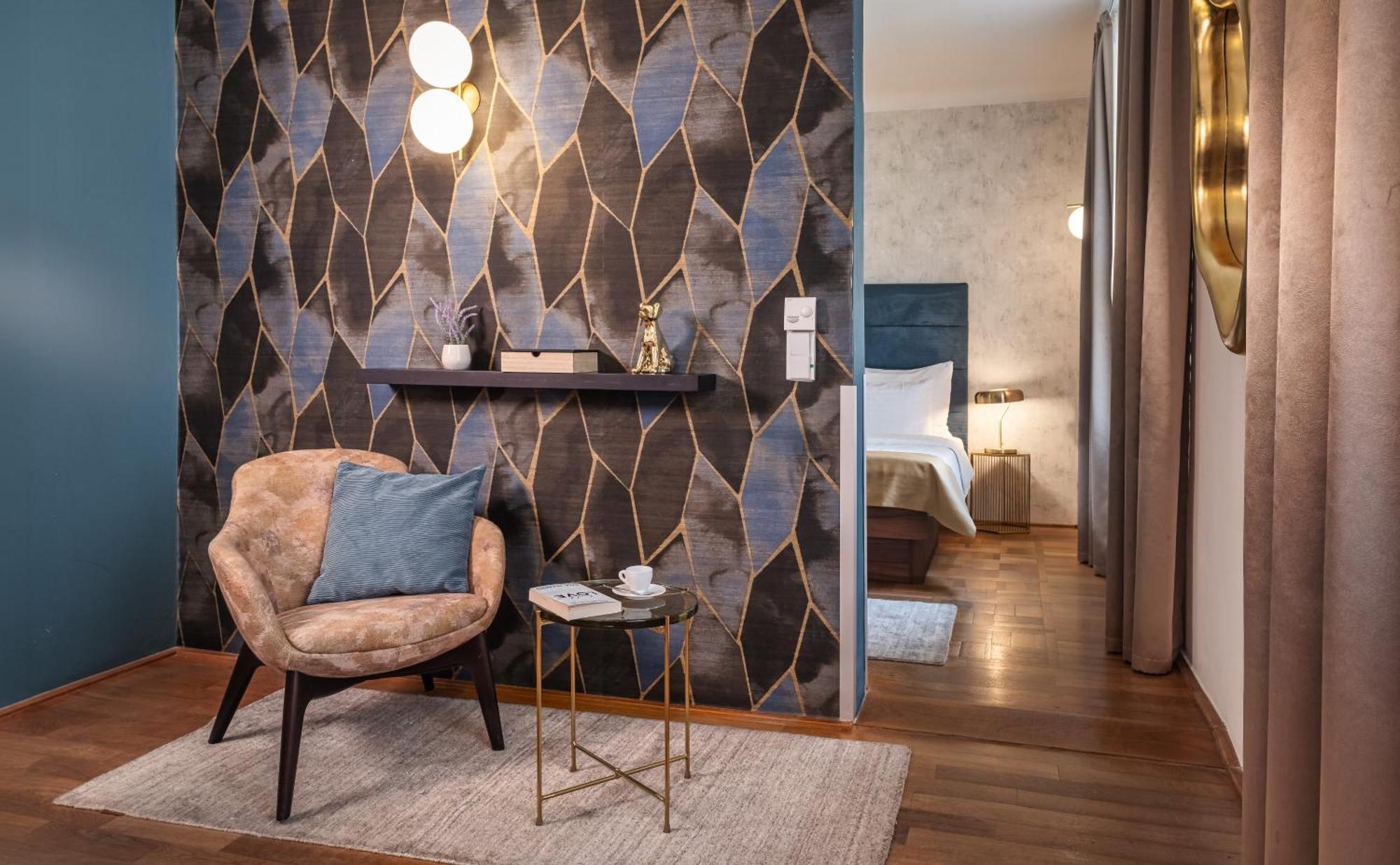 Golden Angel By Adrez Aparthotel Praga