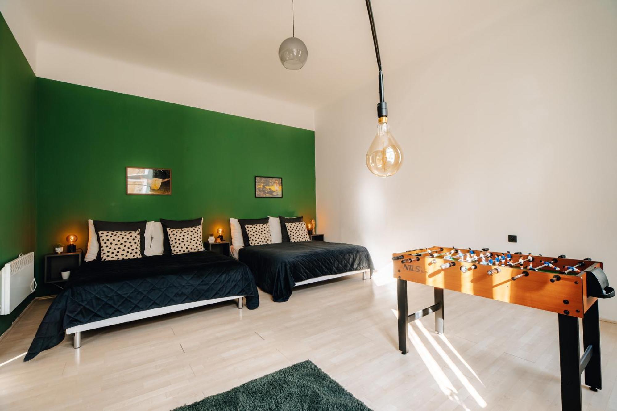 Cinema Billiard & Foosball - Centre Daire Prag