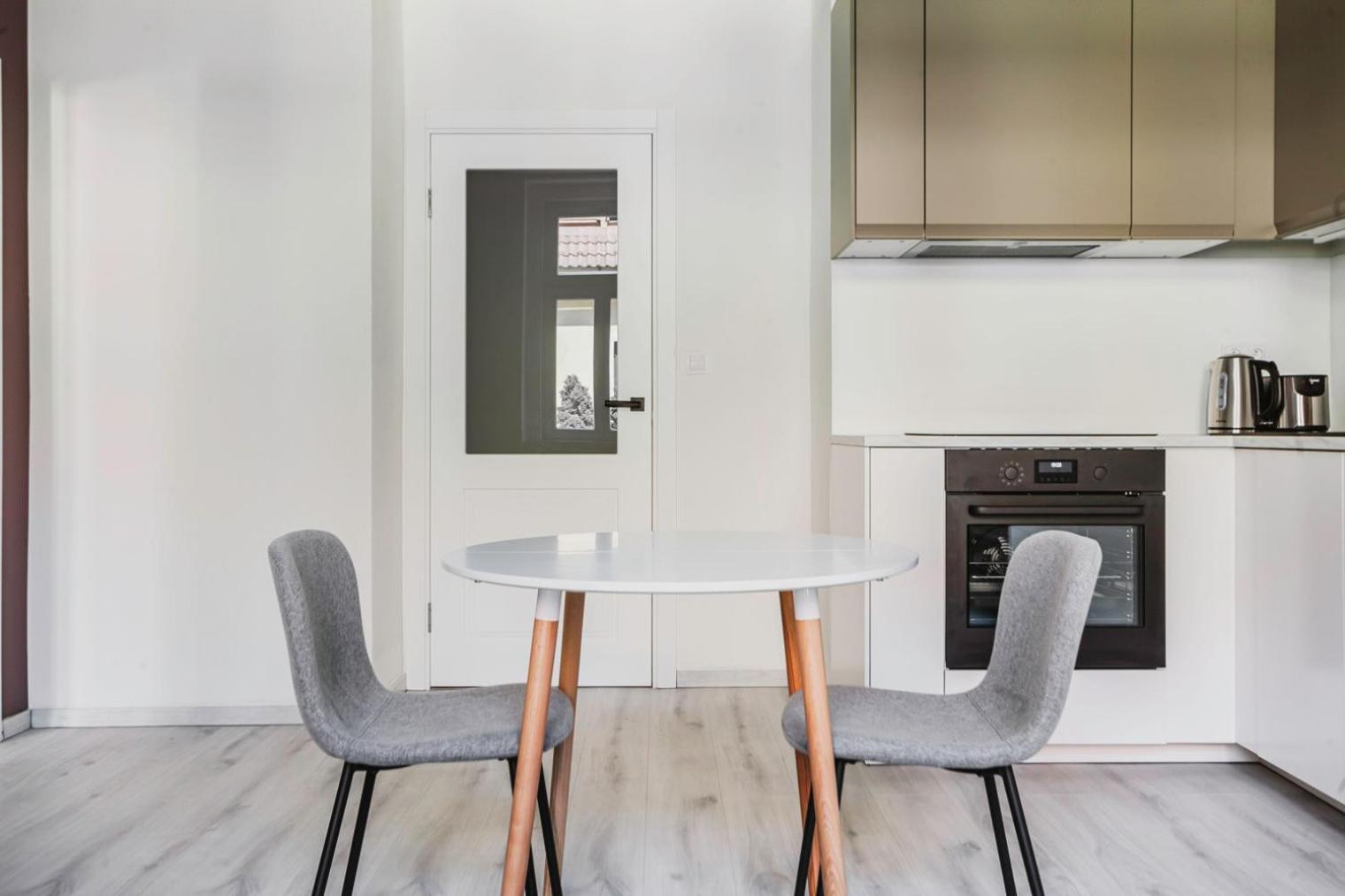 Blueground Rostovska Str Renovated Furnished Prg-19 Prague