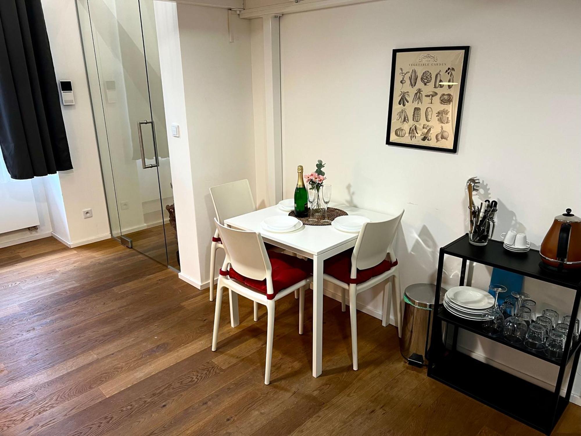 Apartment Opletalova 1min From Wenceslas Square Prague
