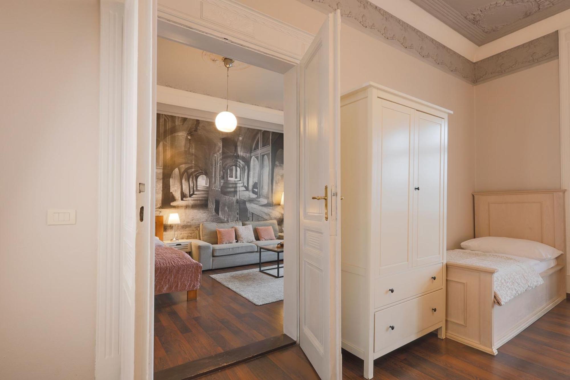 Janackovo - Riverside Aparthotel Prague