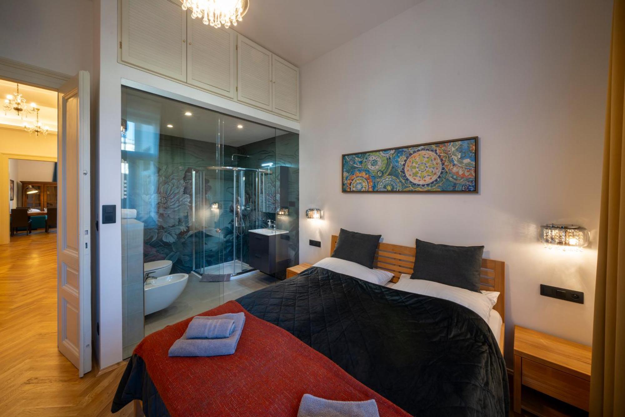 Old Town - Michalska Apartment 4*