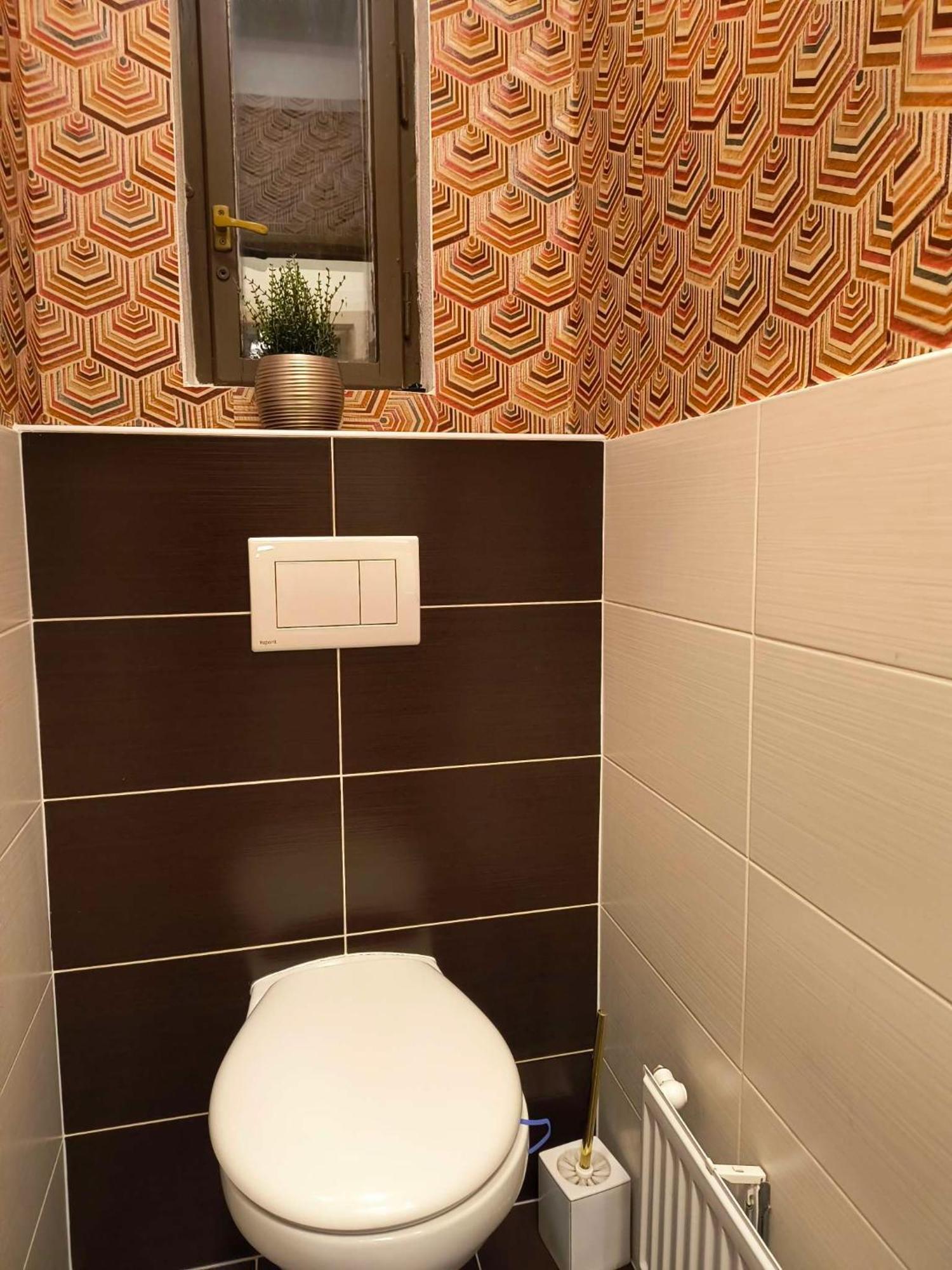 Vysehrad Flat 2 Private Rooms For Up To 4 Guests Center & Congress * Prague