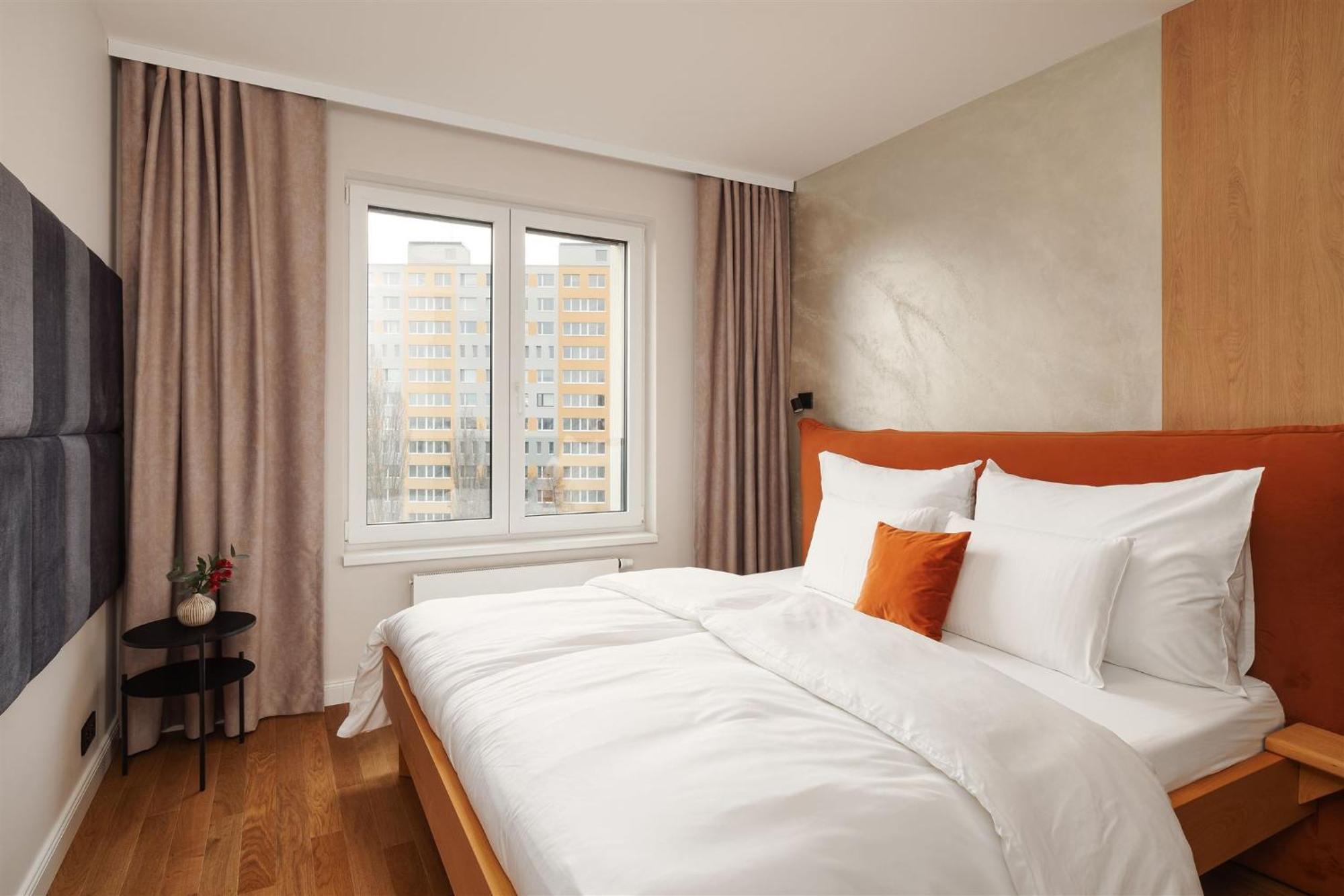 Luxury Sunny - Free Garage, Metro, Balcony, Ps5, 2nd Parking On Request * Prague