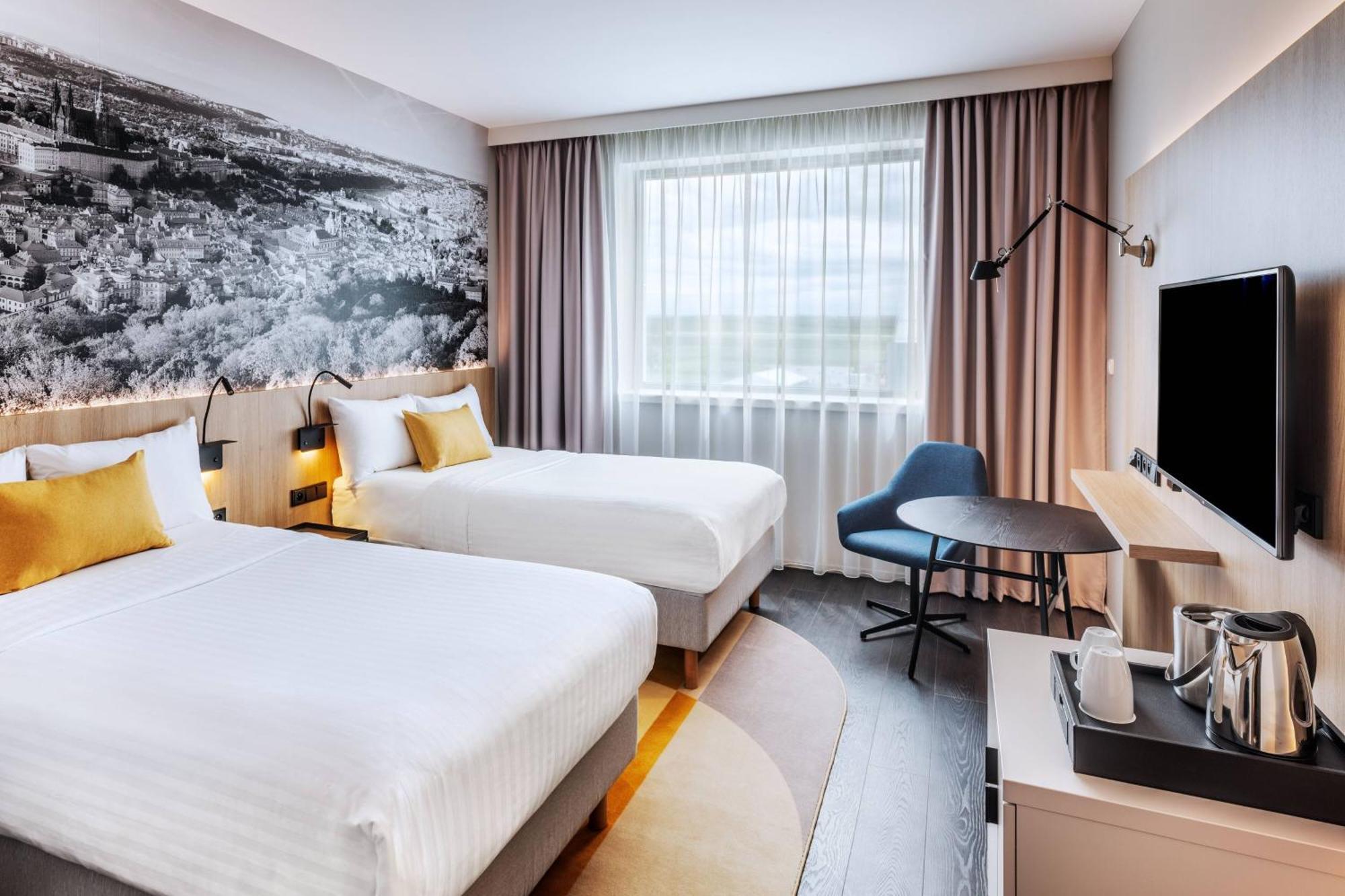 Courtyard By Marriott Airport Prague
