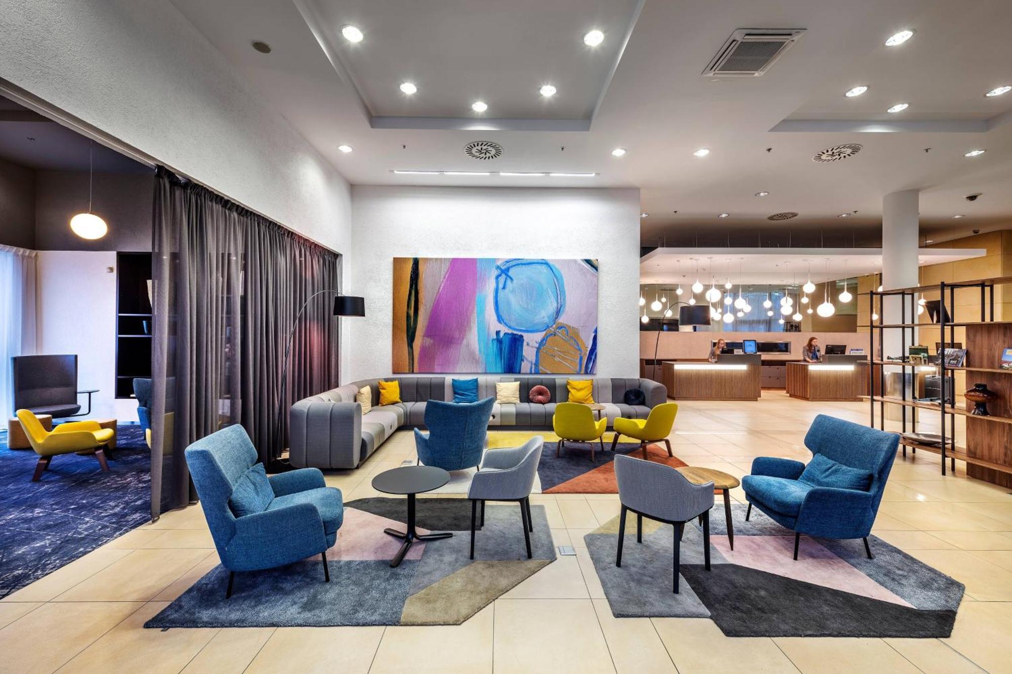 Courtyard By Marriott Airport 4*