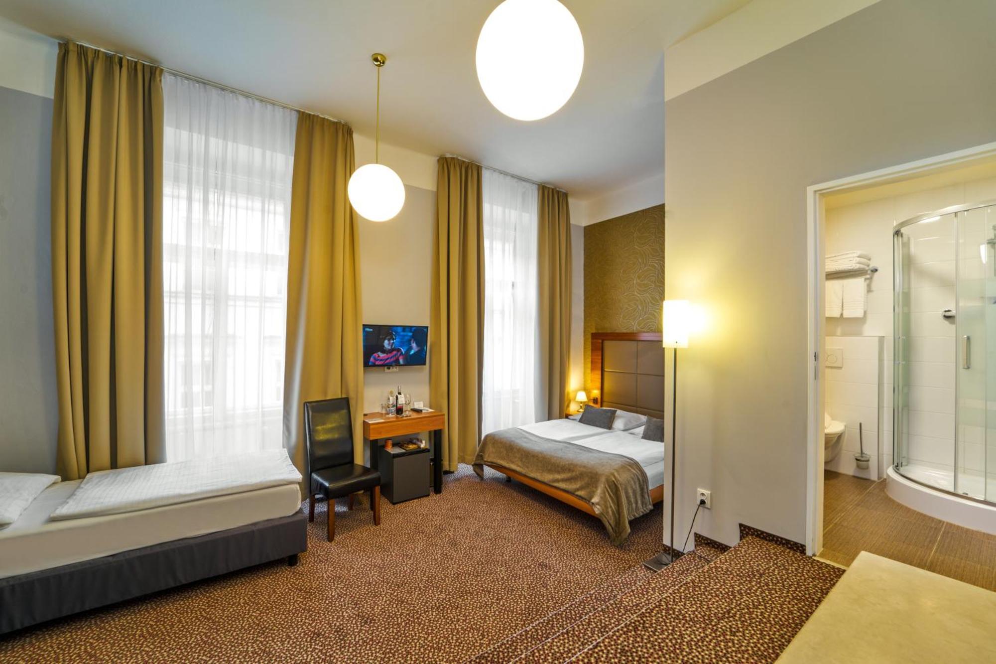 Metropolitan Old Town - Czech Leading 4* Prague