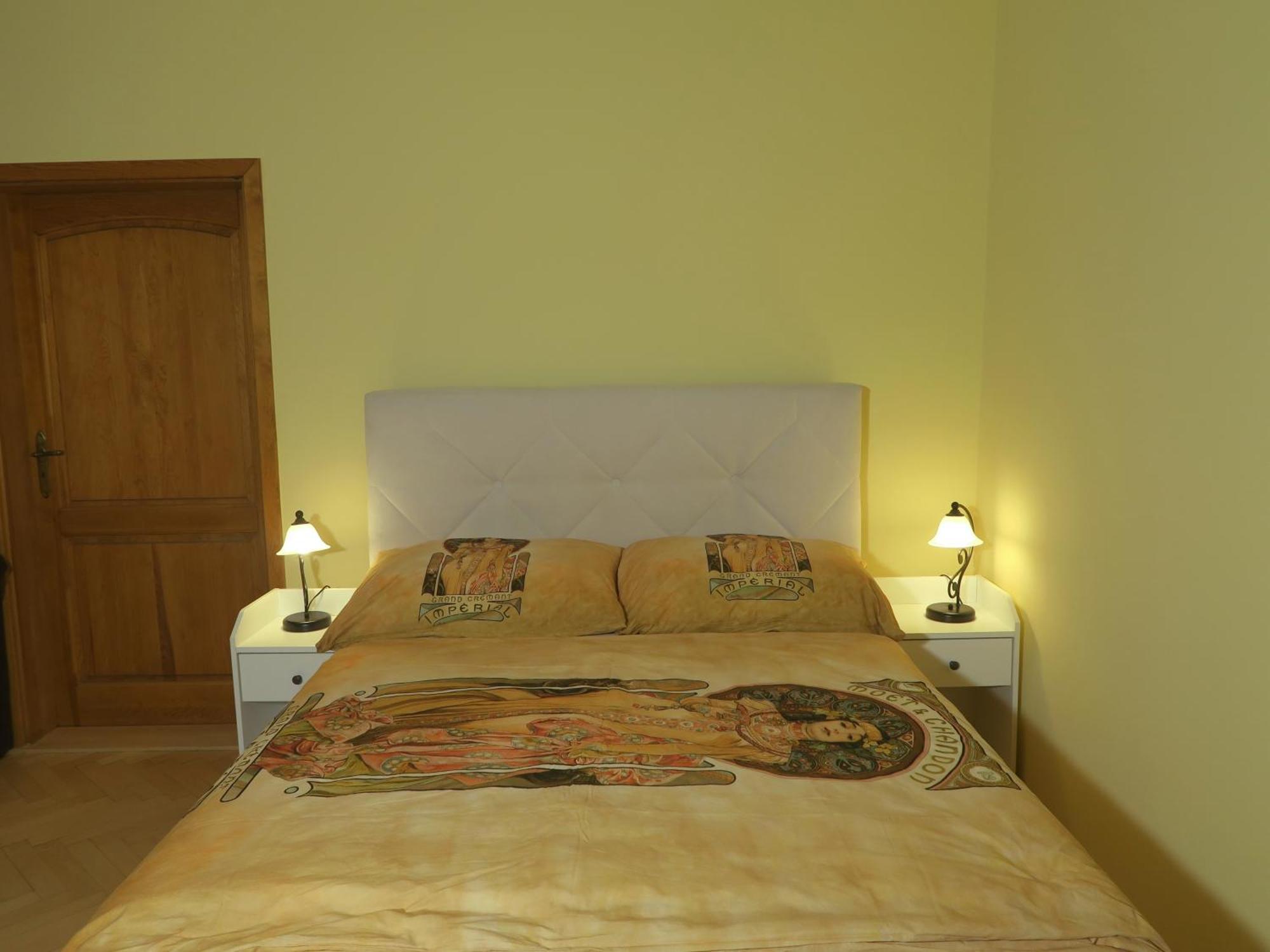 Near Lesser Town Appartement