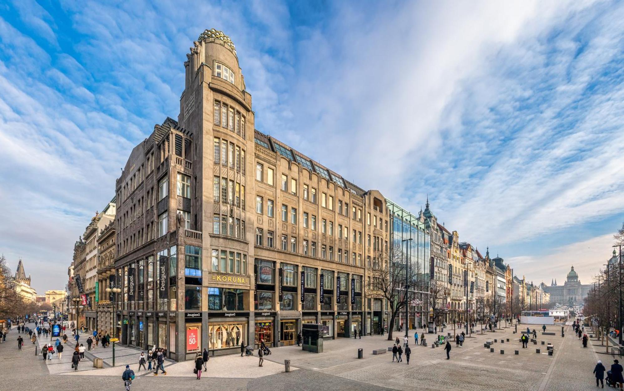 Crown Palace By Adrez Aparthotel Praga
