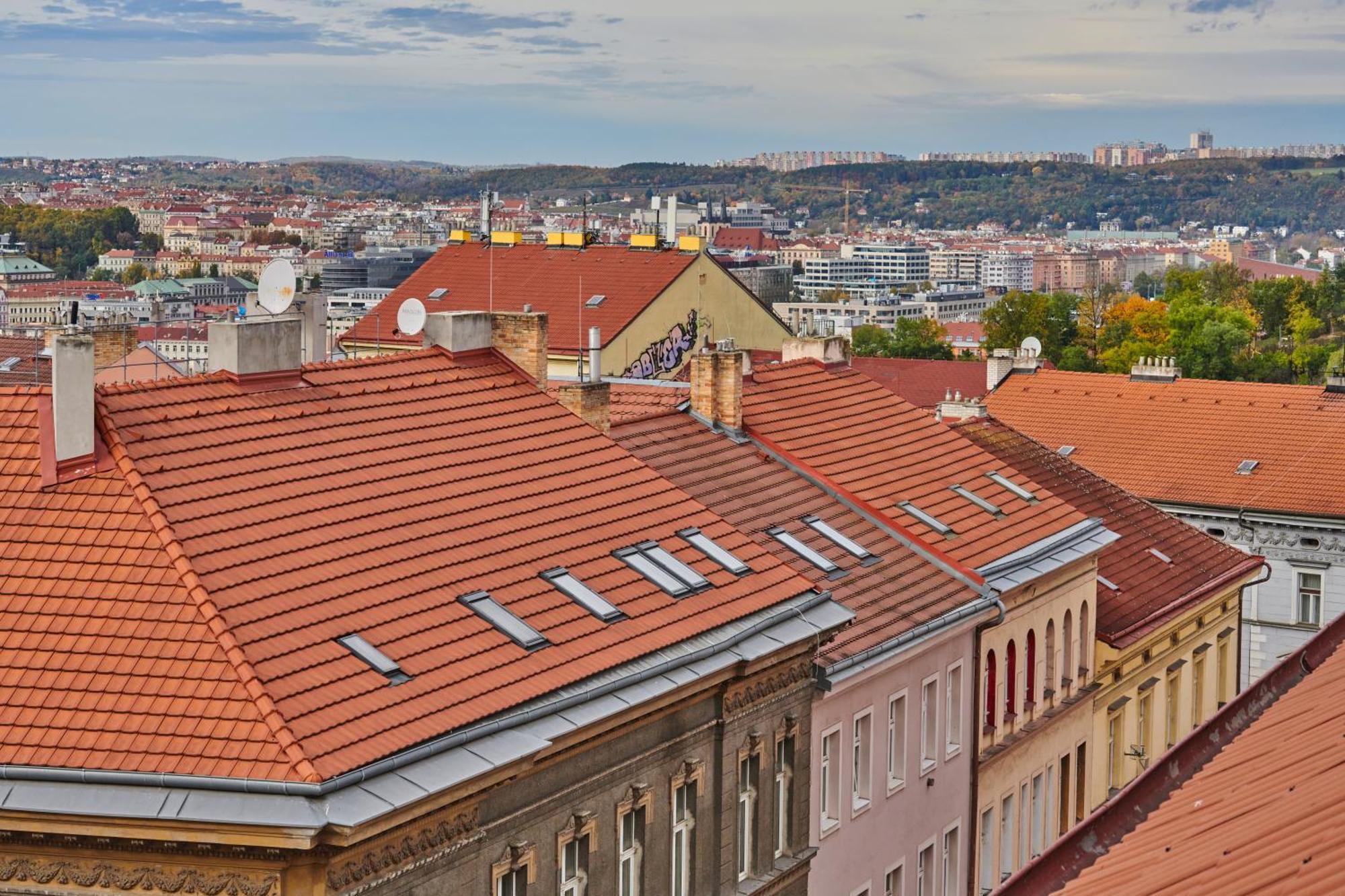Stylish In Heart Of Zizkov Near Iconic Sites * Prague
