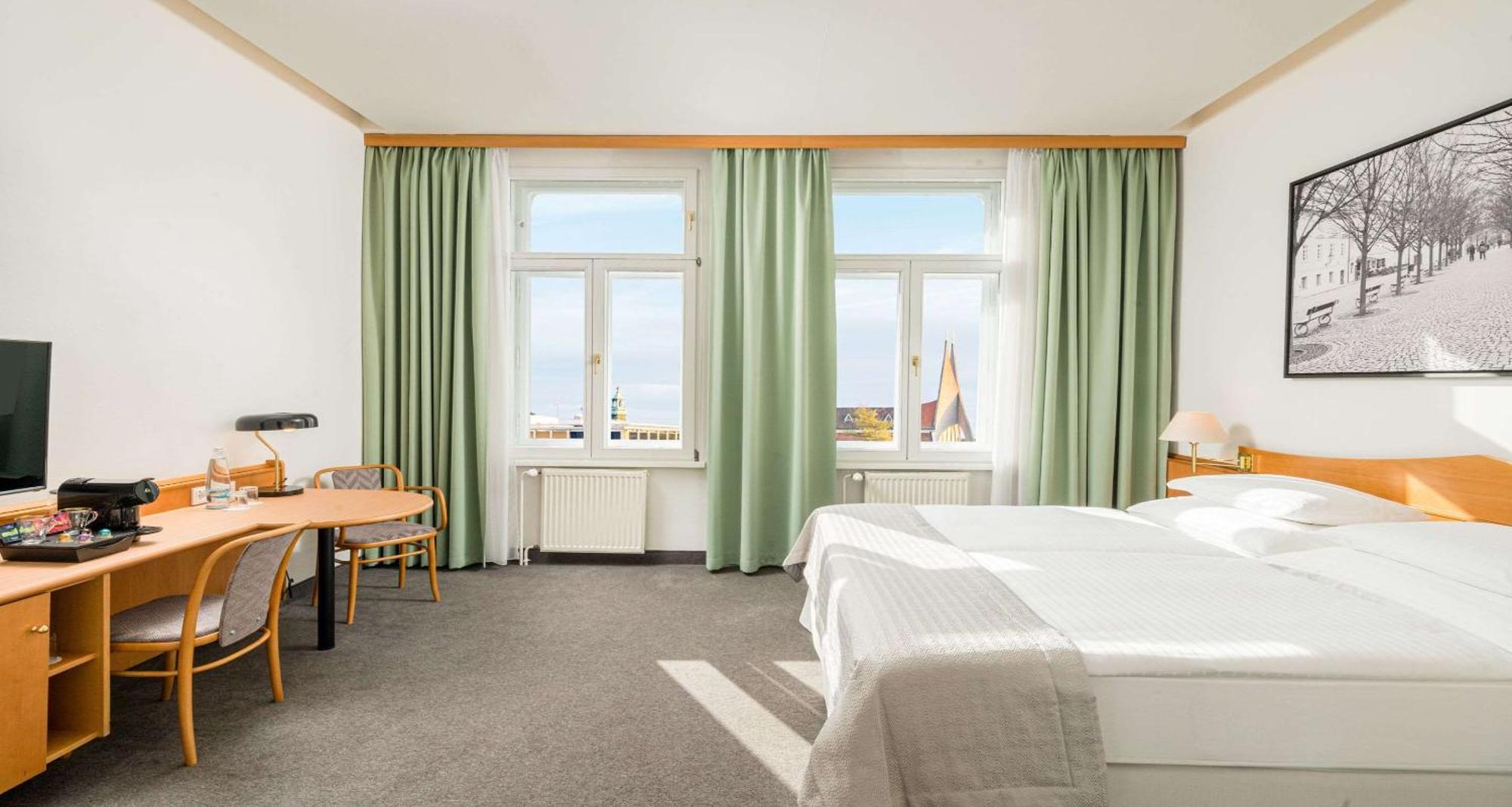 Western Moran Hotel 4*