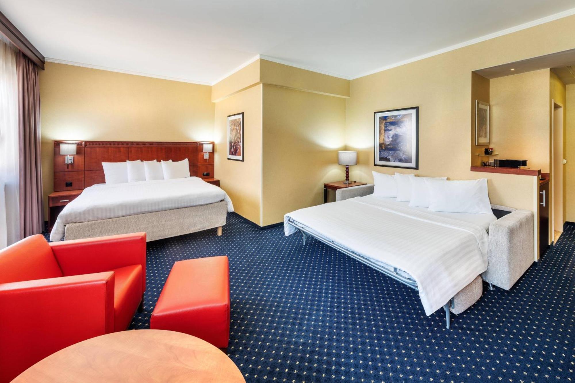 Courtyard By Marriott Prague