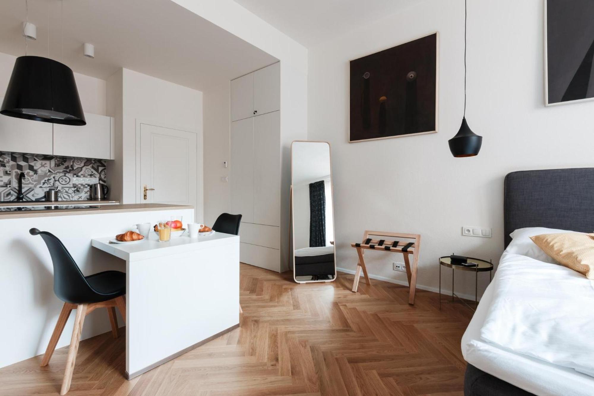 Days - Art Deco - Center Apartment *
