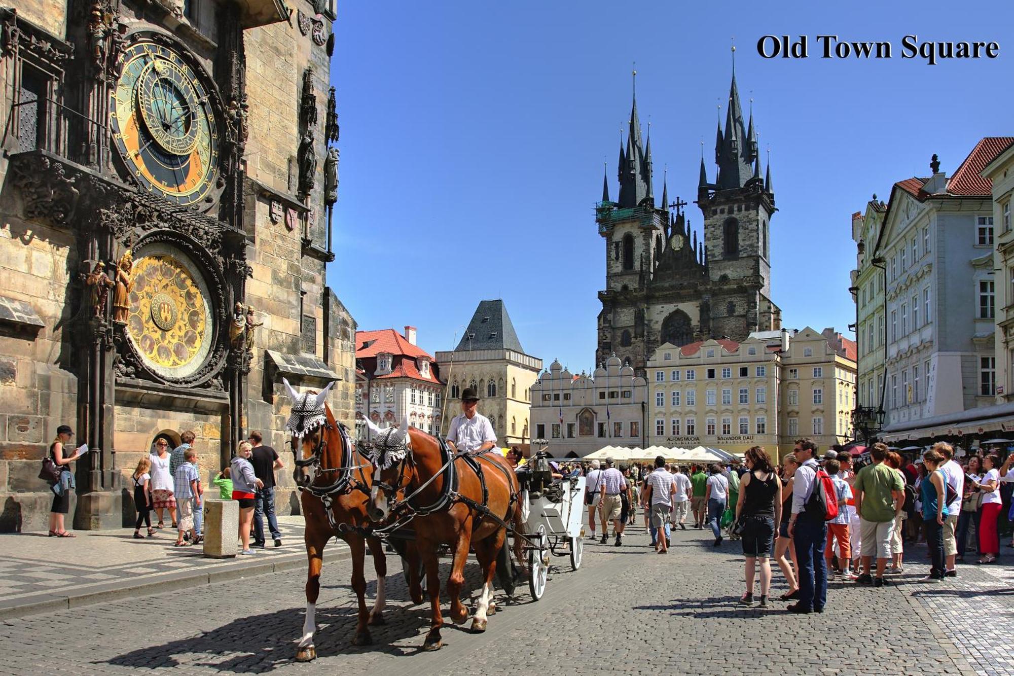Stylish In Heart Of Zizkov Near Iconic Sites Prague