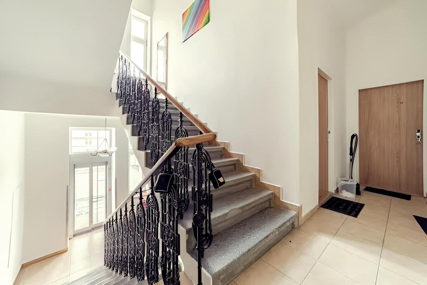 Apartment Stylish In Heart Of Zizkov Near Iconic Sites *