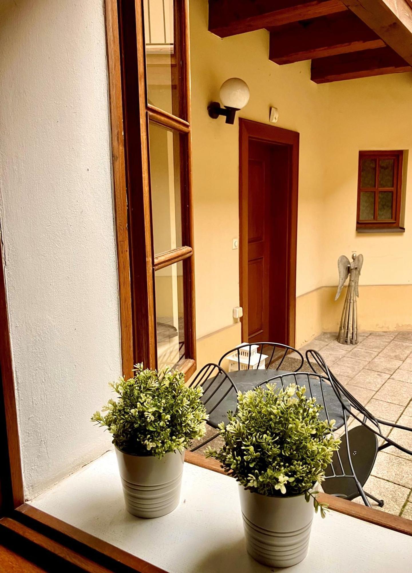 Romantic Near Charles Bridge Appartement