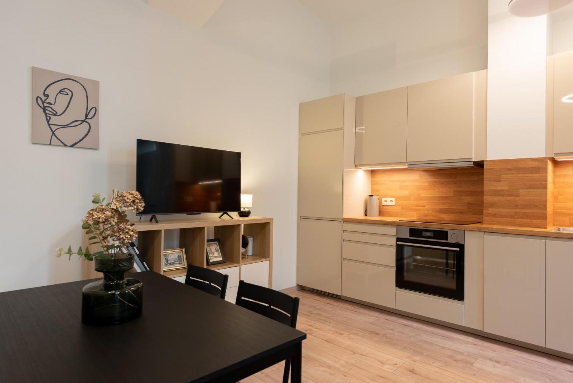 Eclectic And Design Duplex In Appartement