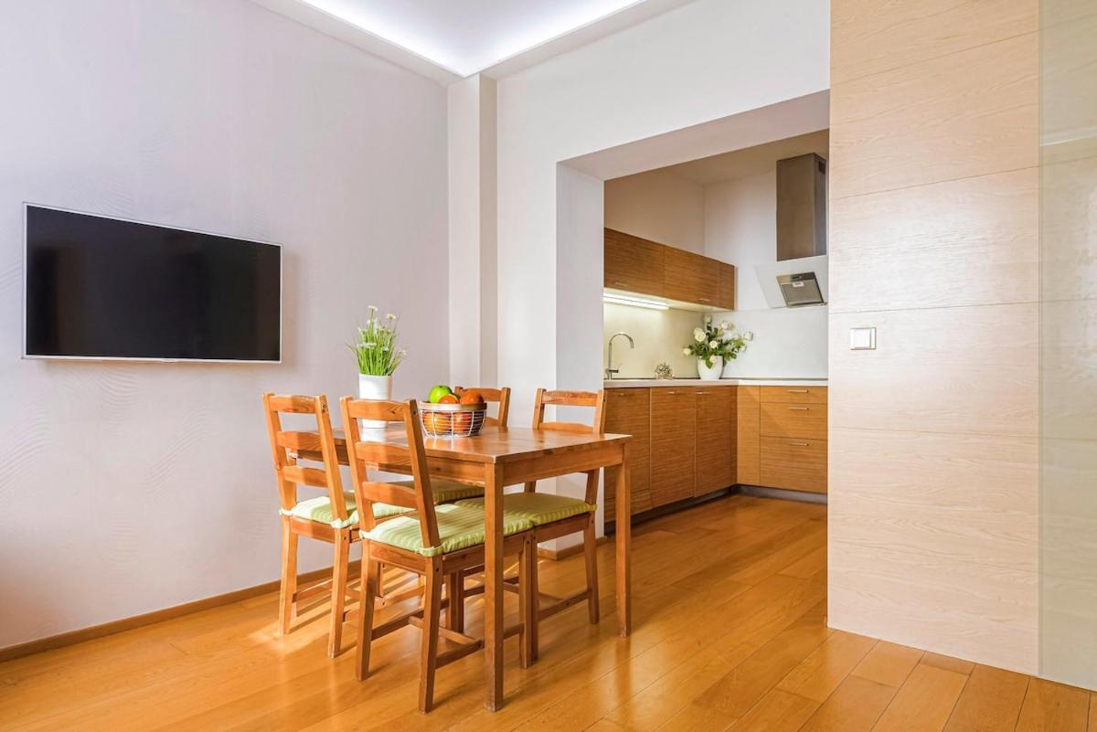 Apartment Sir Charles Bridge