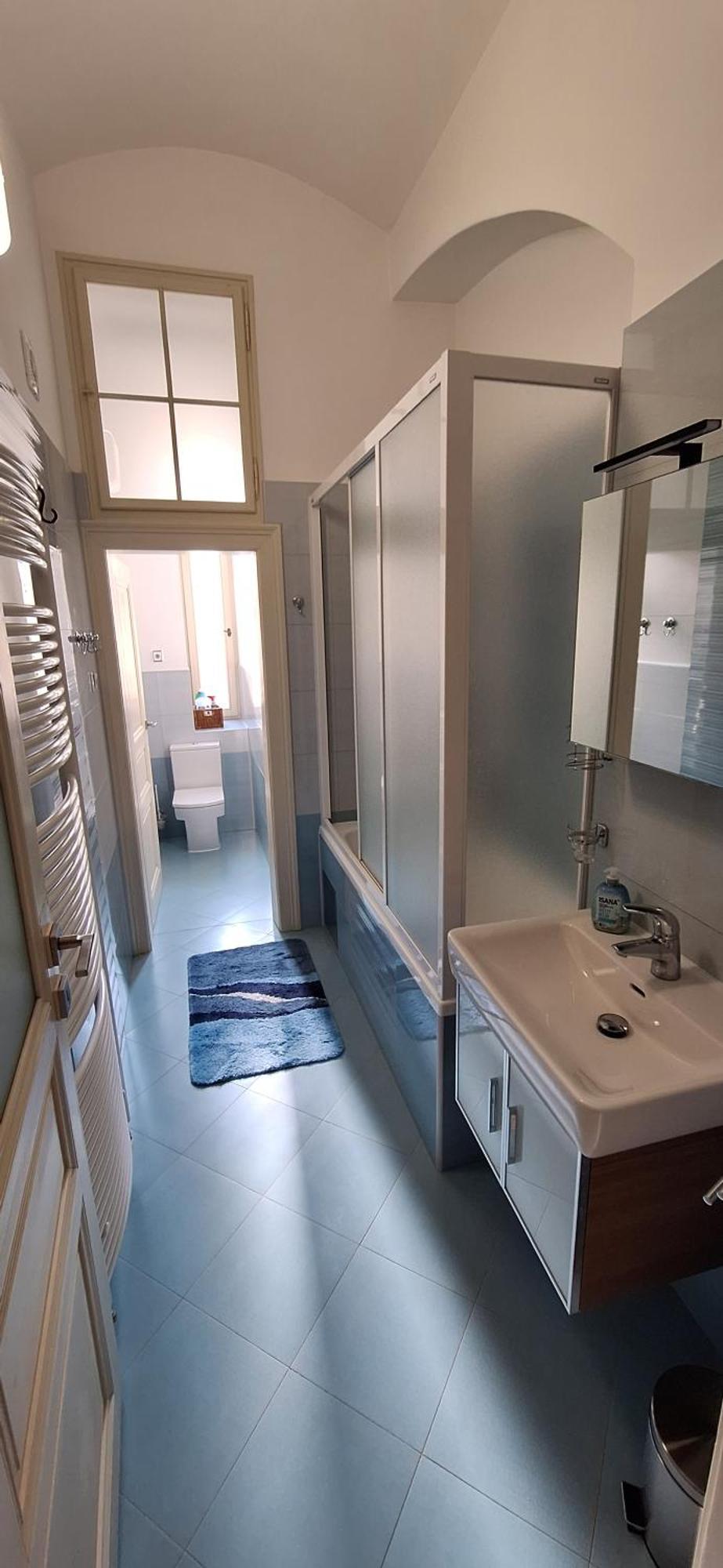 Apartment Center Thomas No1