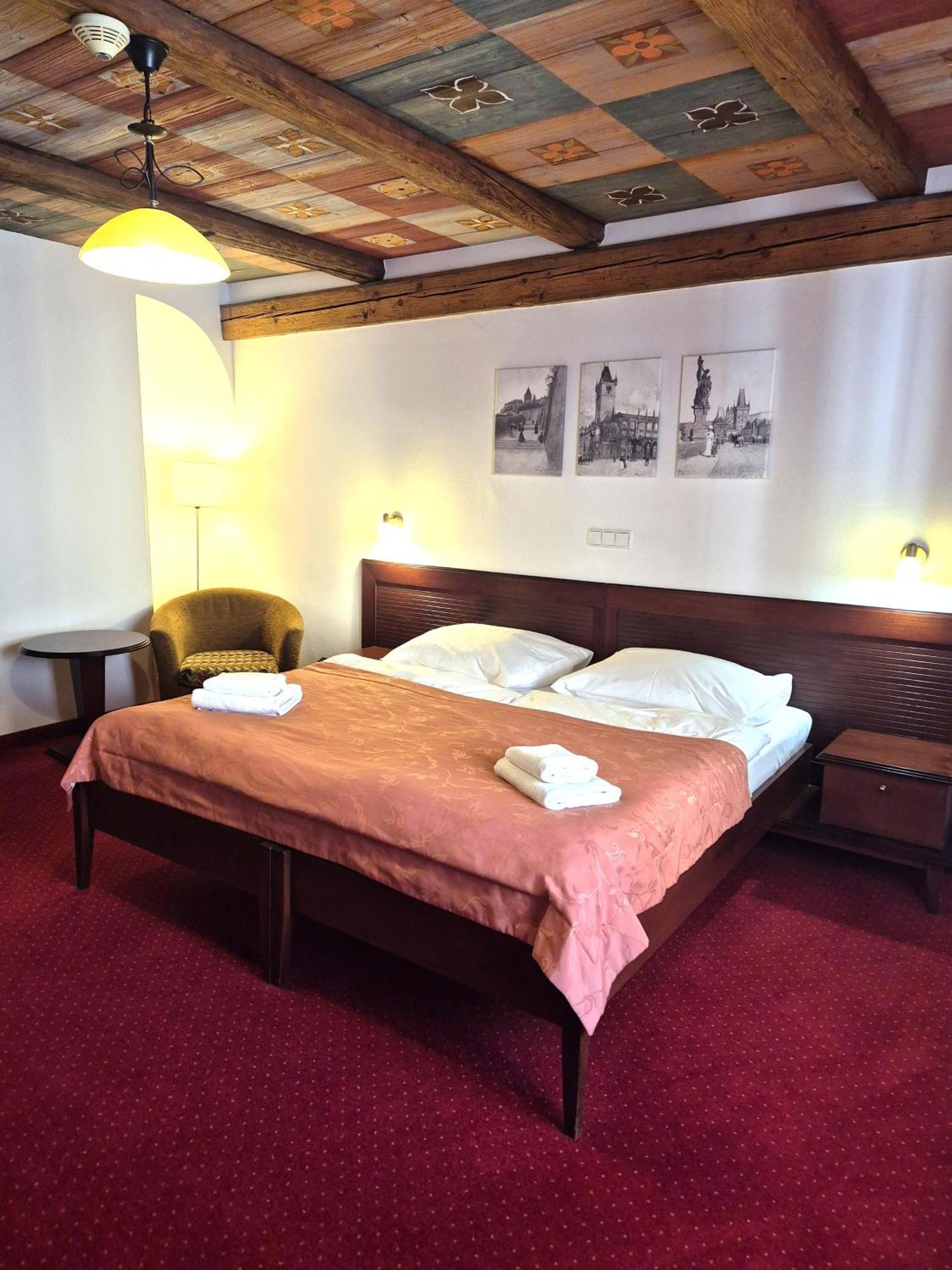 Lippert Hotel