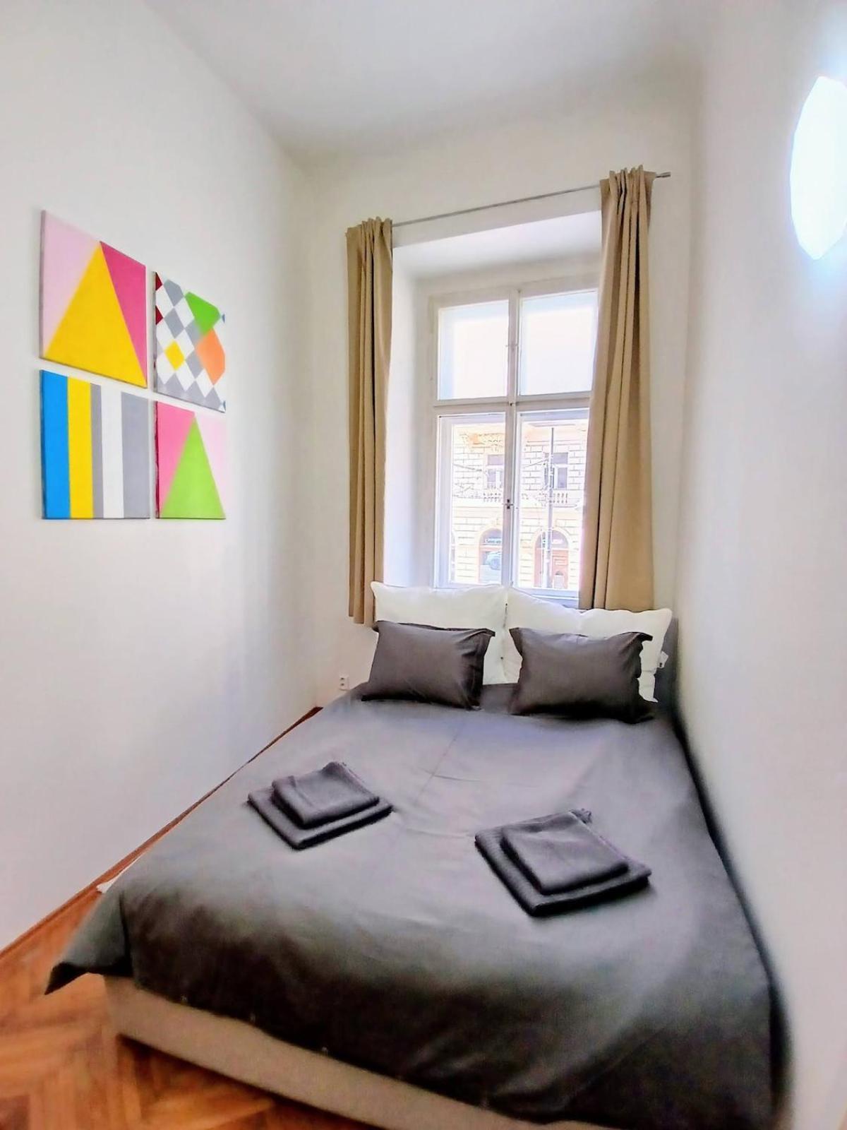 Havlickova Apartment *