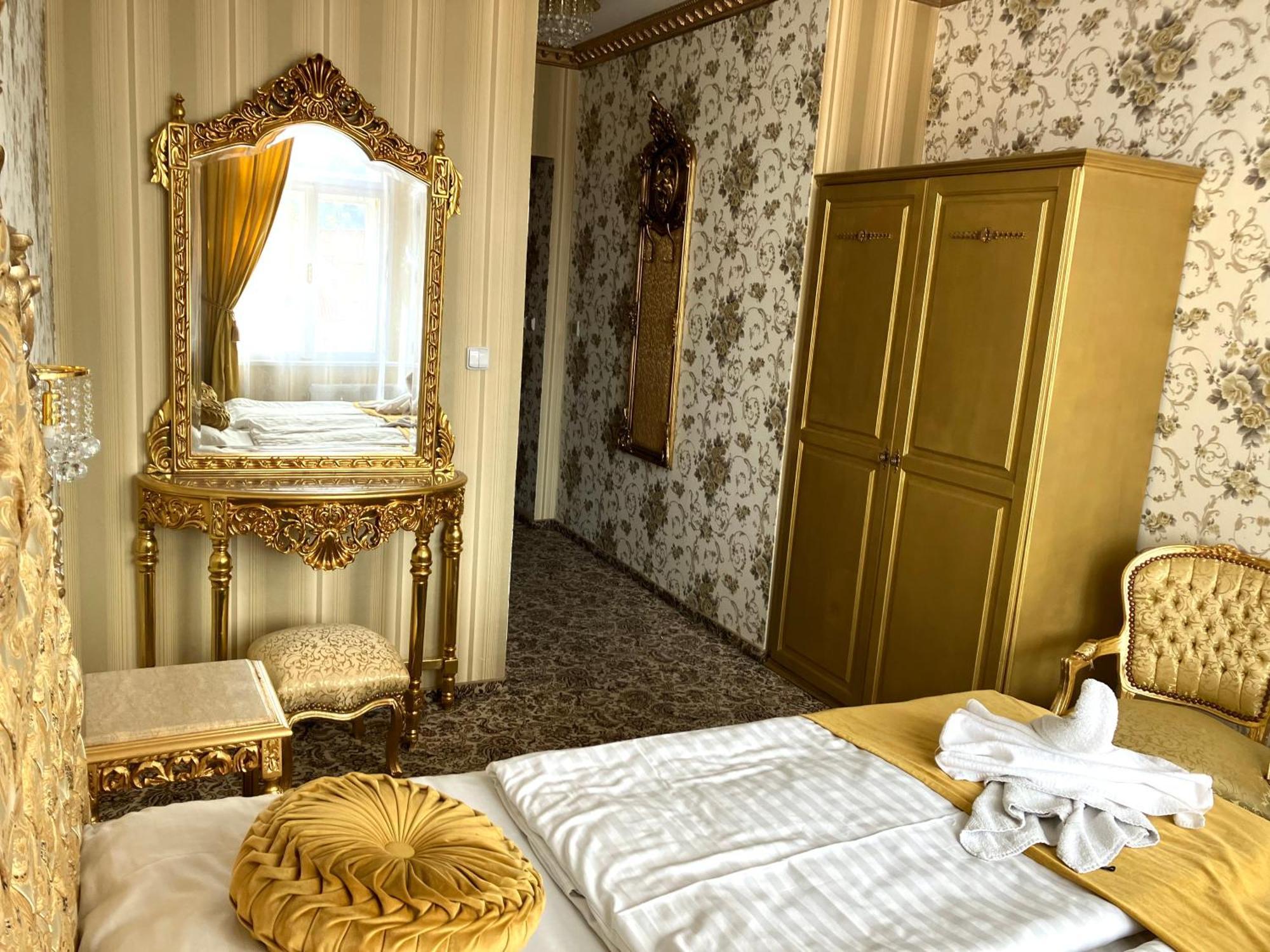 Hotel Liliova Old Town