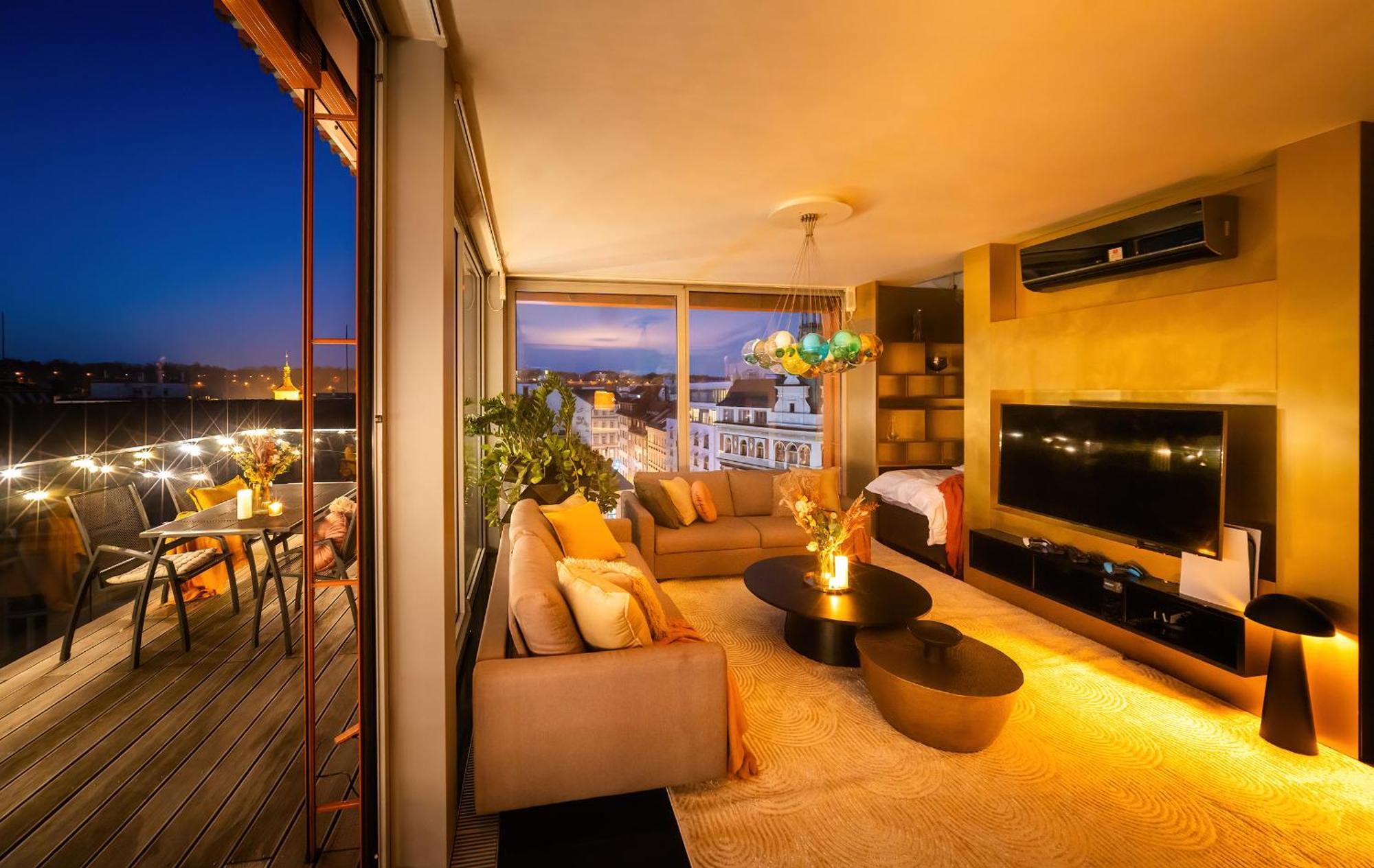 Billionaires Boutique & Premium Suites, Old Town * Praga
