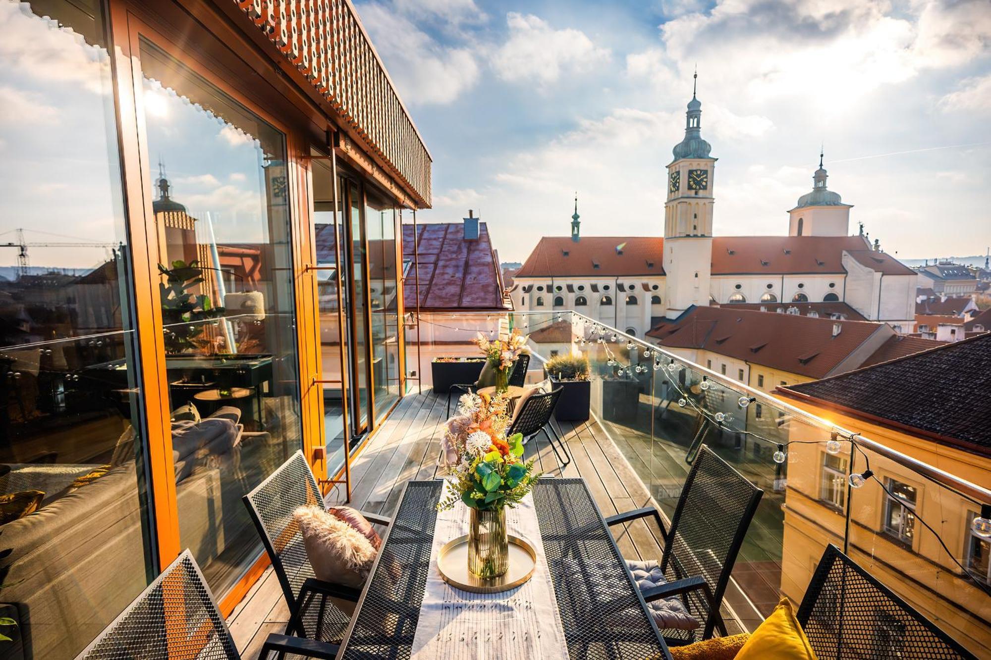 Billionaires Boutique & Premium Suites, Old Town Apartamento Praga