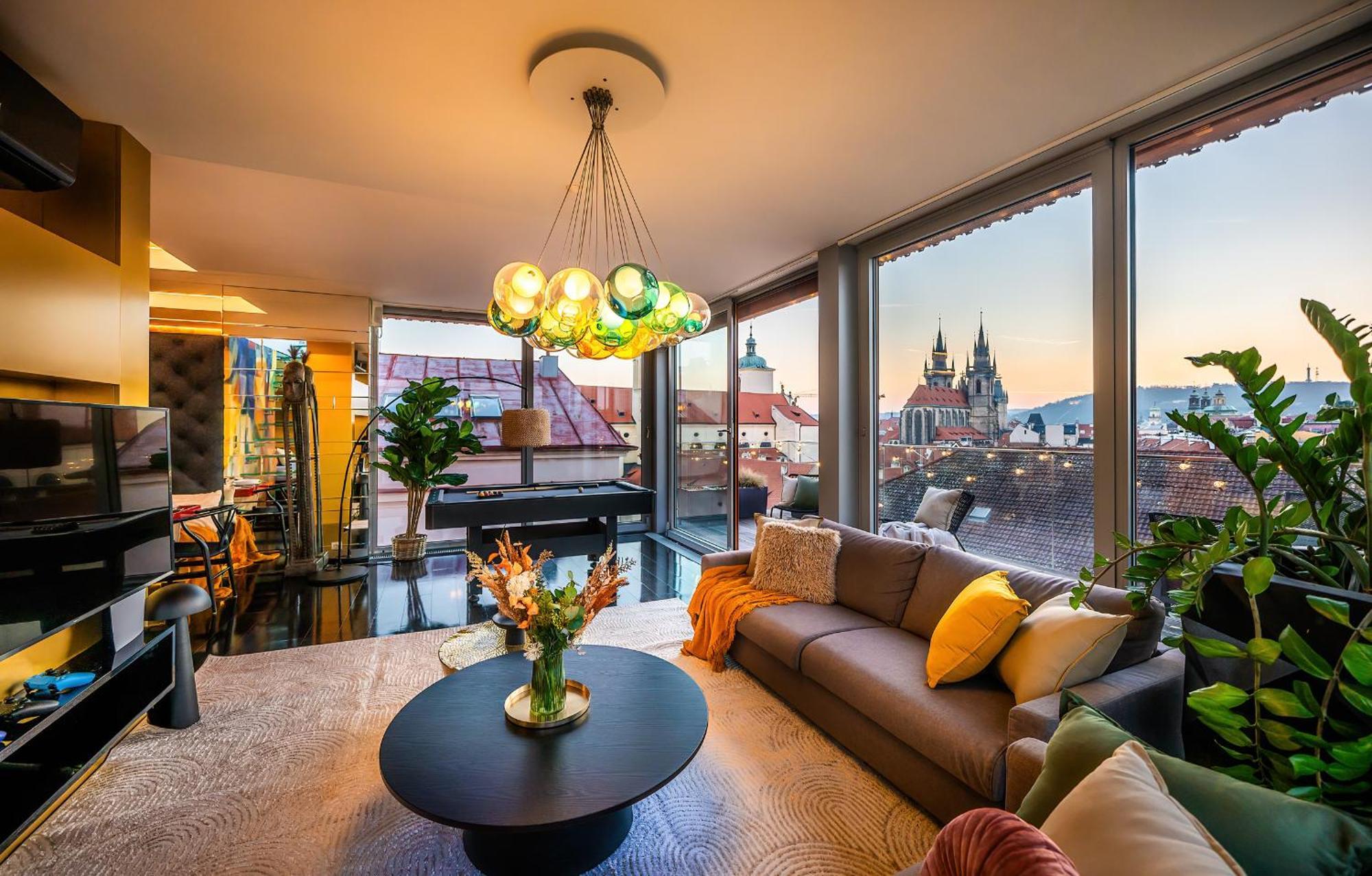 Billionaires Boutique & Premium Suites, Old Town *