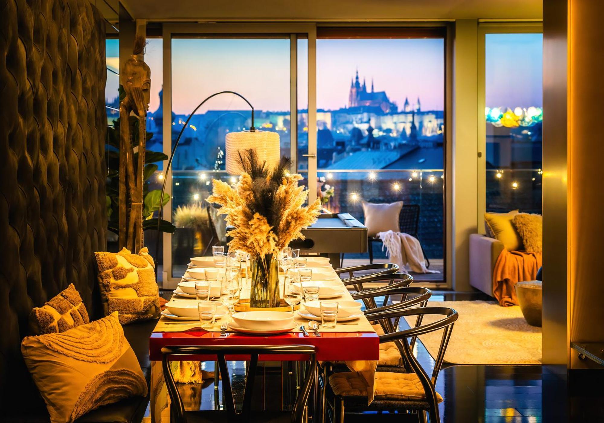 Billionaires Boutique & Premium Suites, Old Town Apartamento
