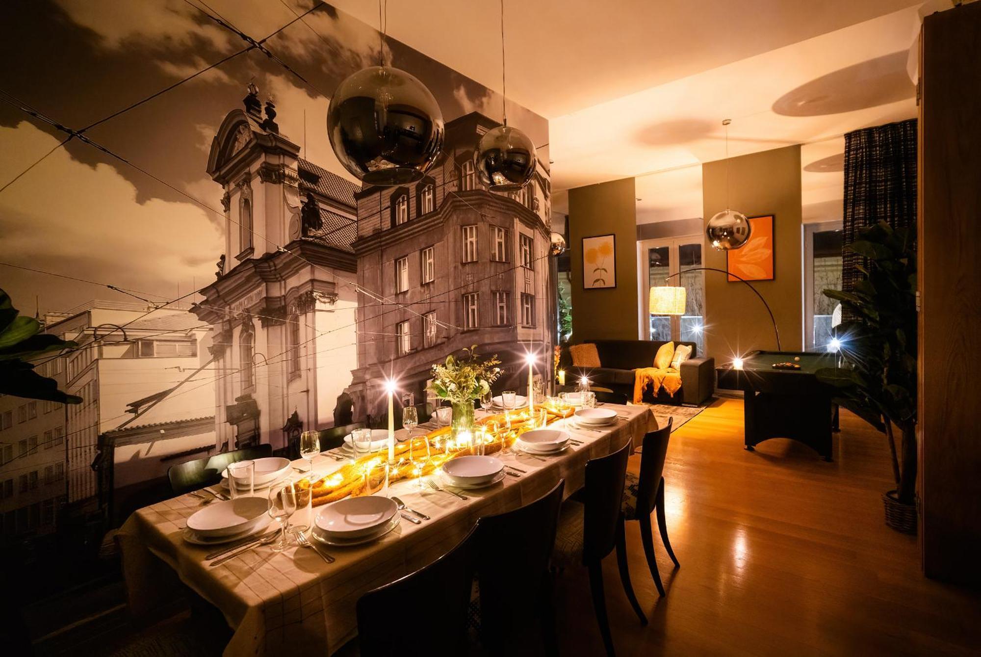 Billionaires Boutique & Premium Suites, Old Town Apartamento