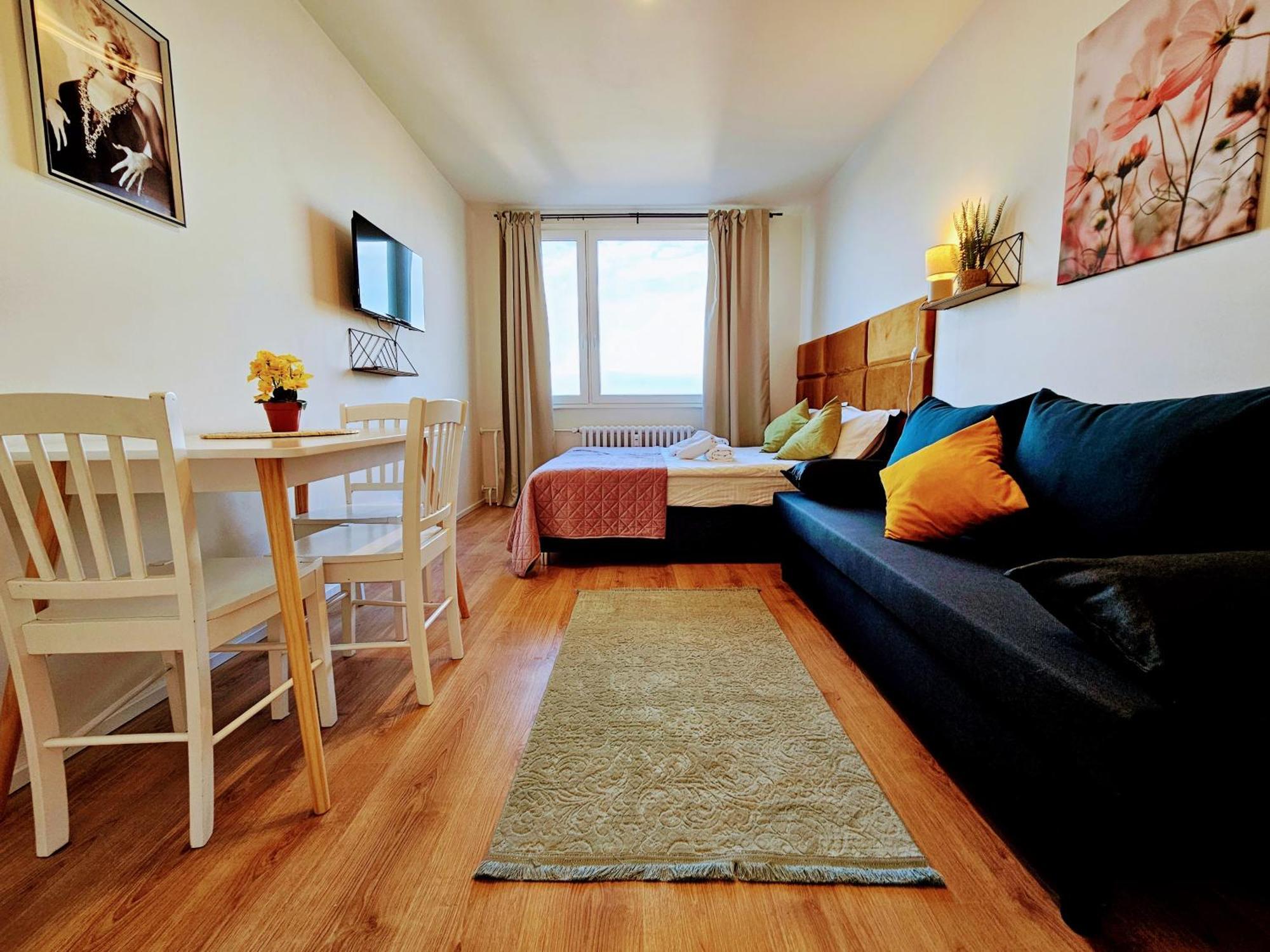 Apartment Live