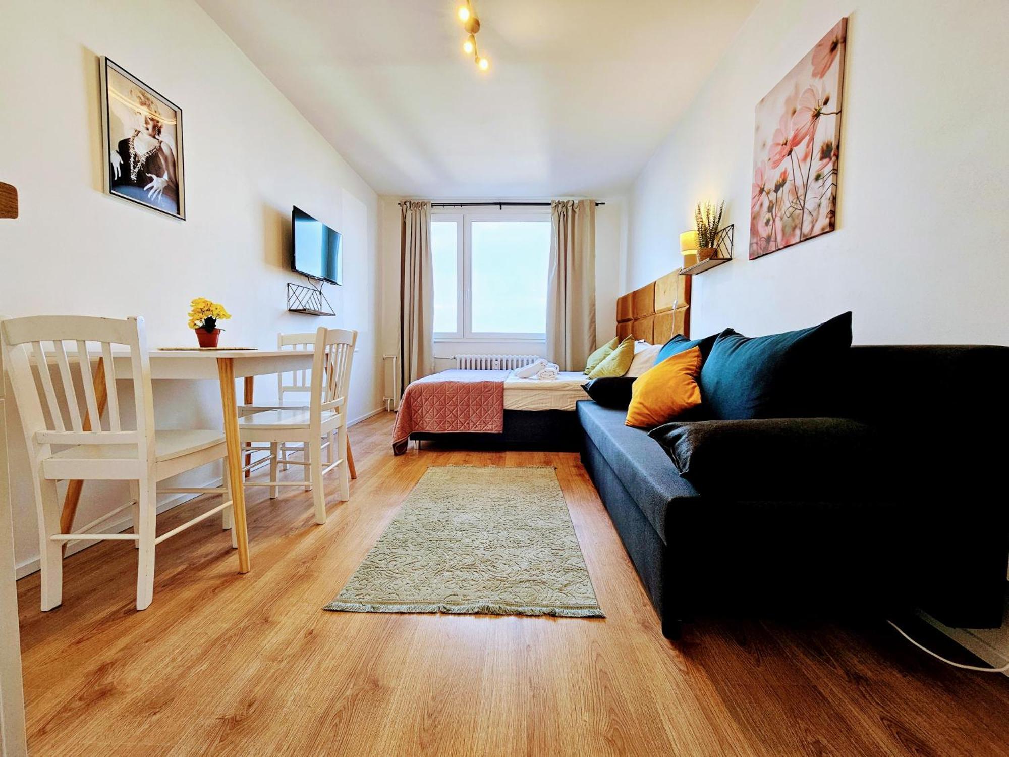 Live Apartment