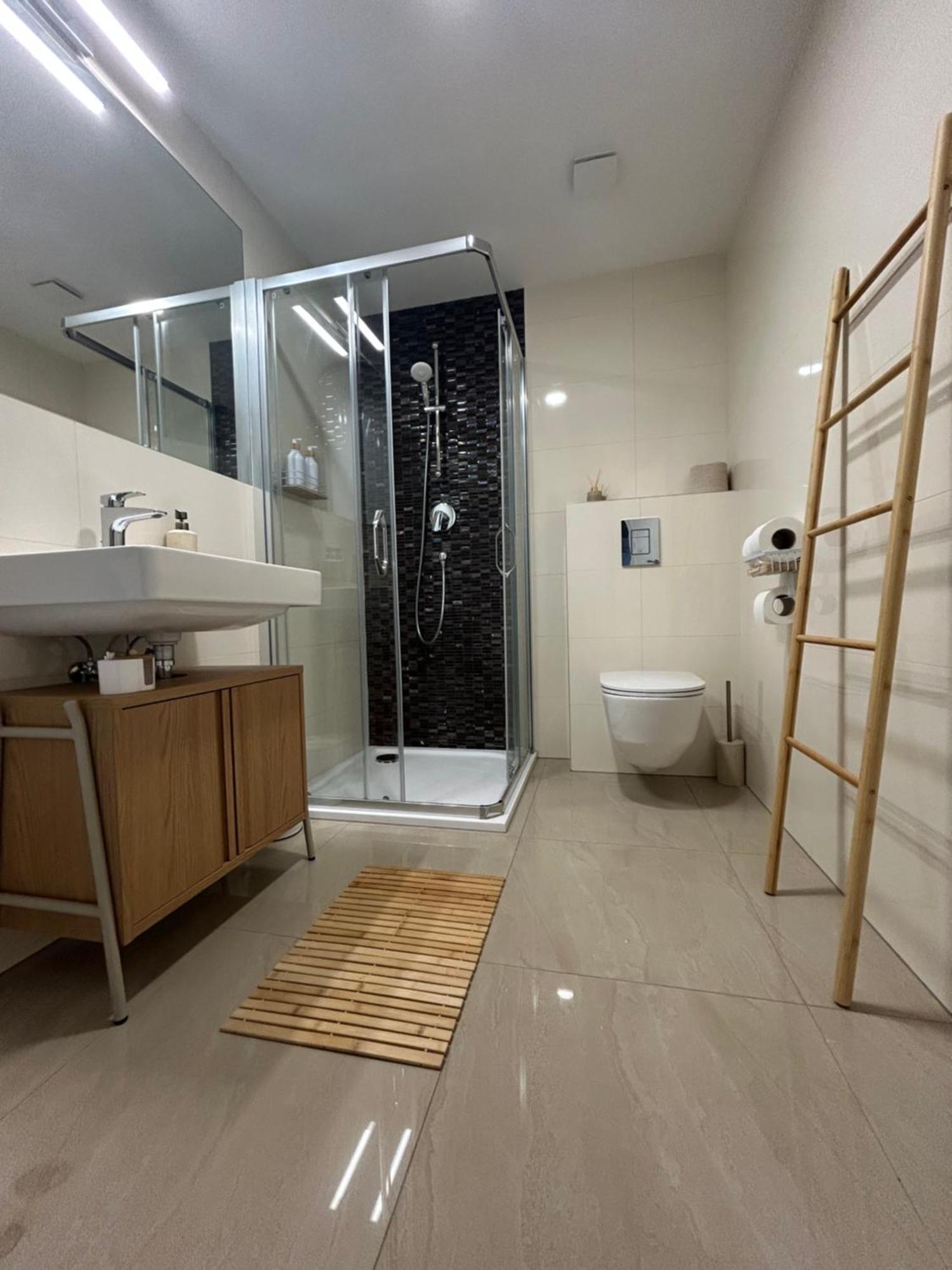 Modern Flat In Iconic Location * Prague