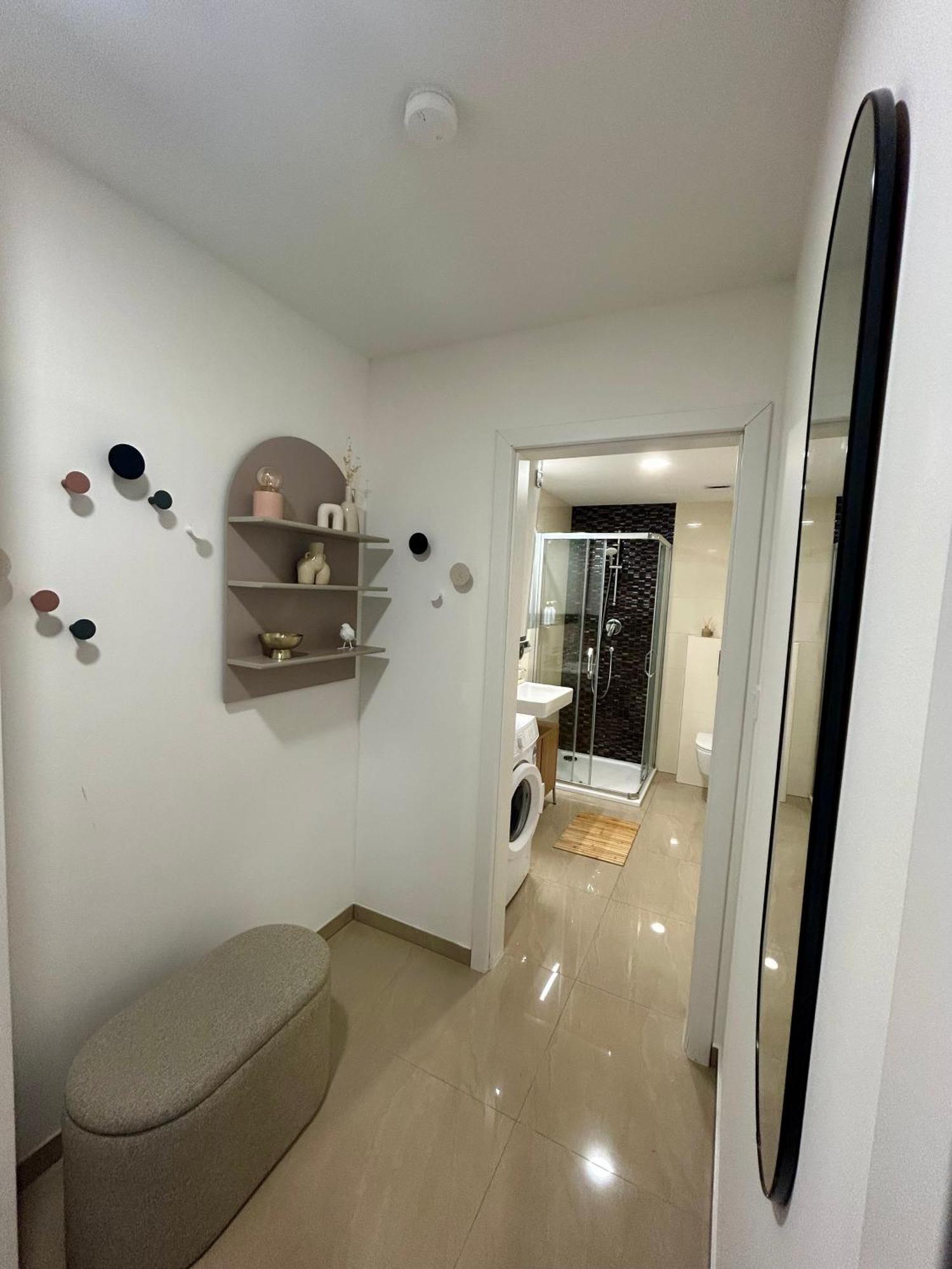 Appartement Modern Flat In Iconic Location Prague