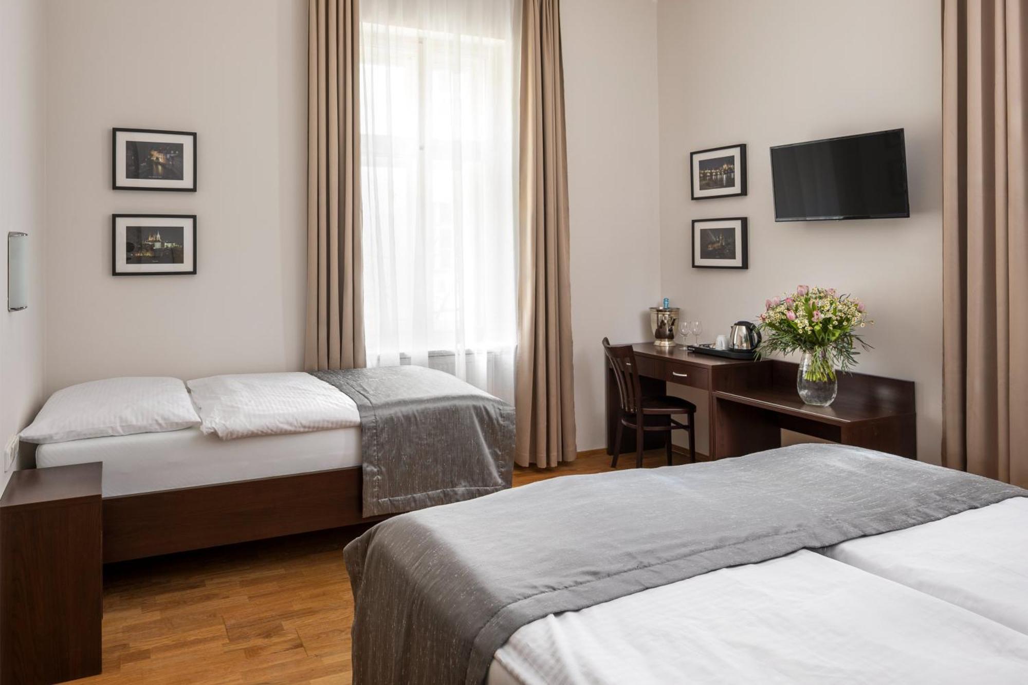 Hotel Trevi