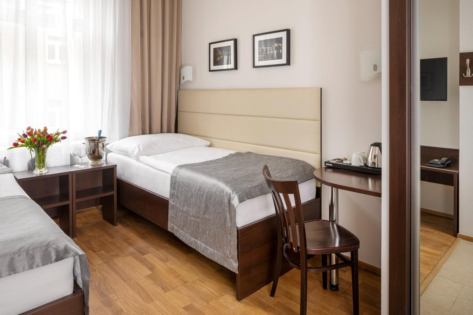 Unique Otel 4*