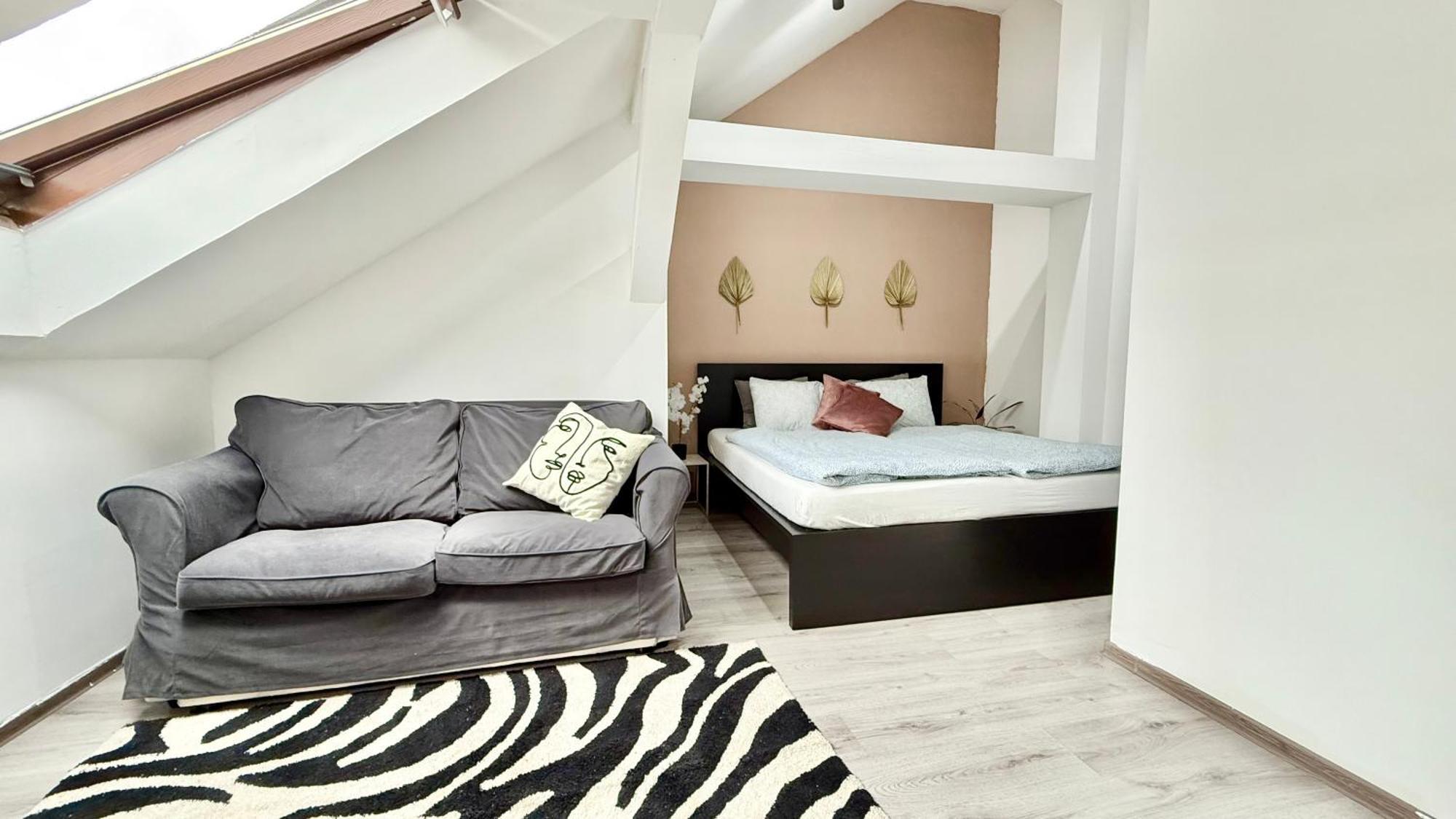 Plavecka Apartment *
