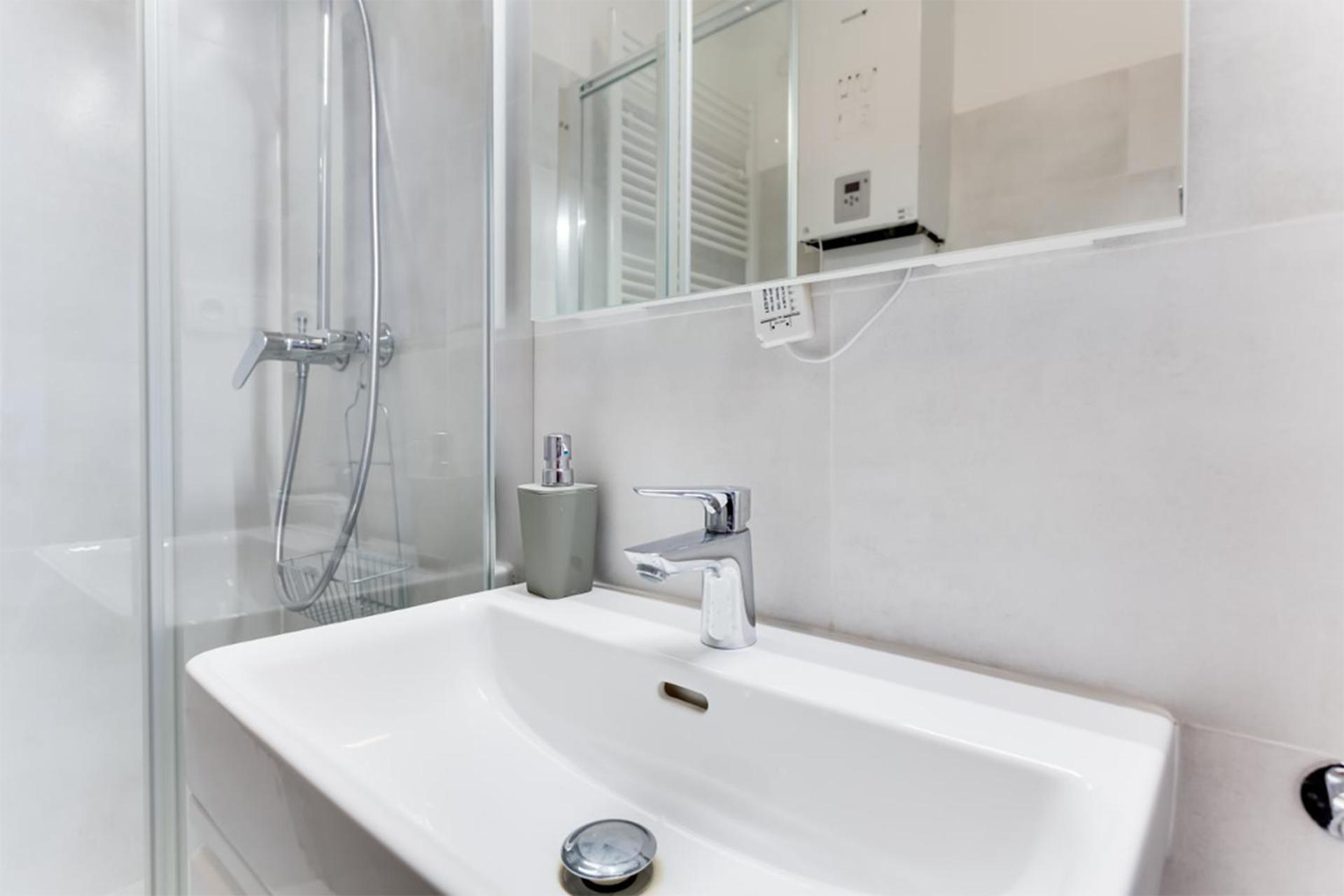 Historic Center - Stylish Family With Balcony Next To River Apartamento Praga