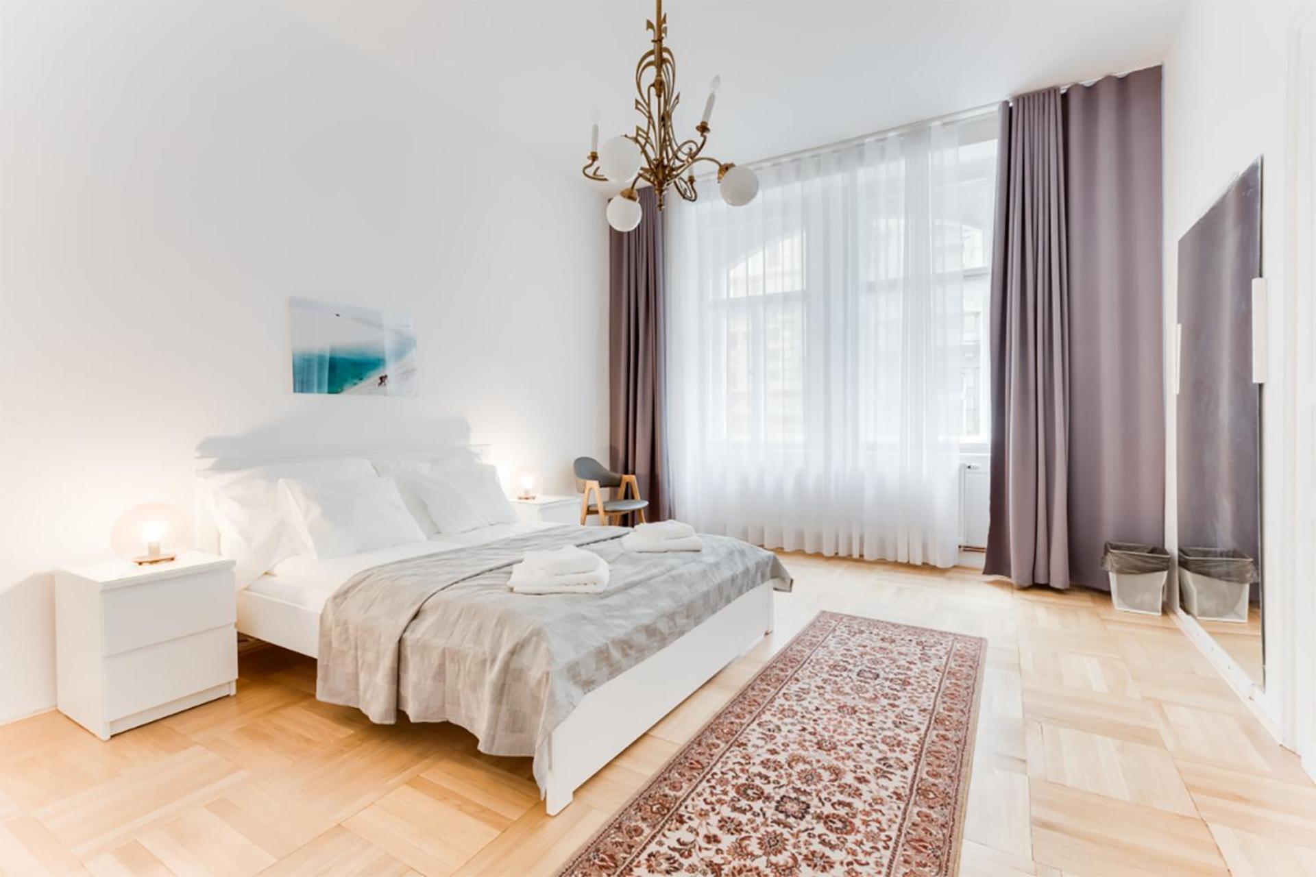 Historic Center - Stylish Family With Balcony Next To River Apartamento Praga