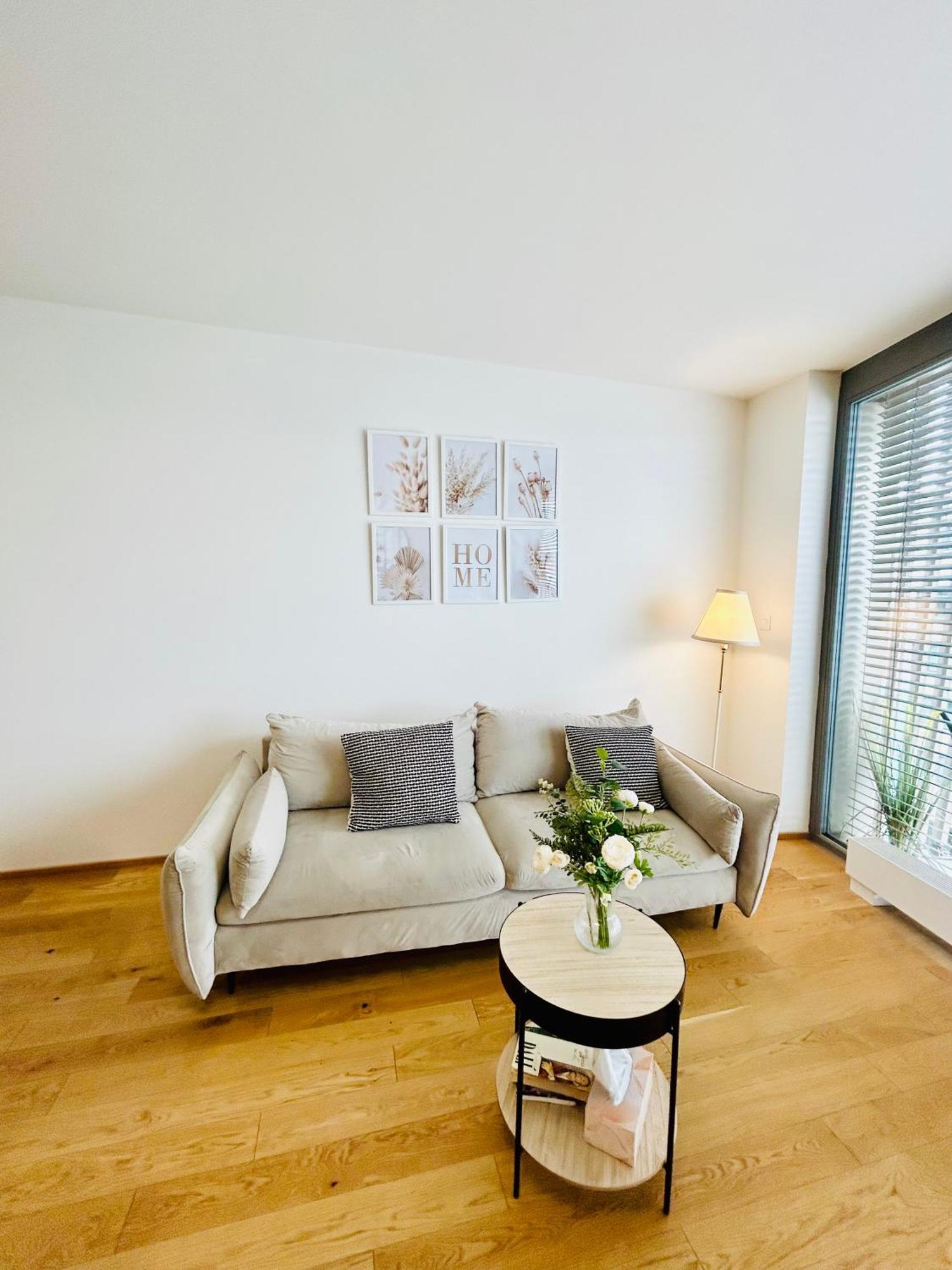 New Luxury At Andel Metro Station * Prague