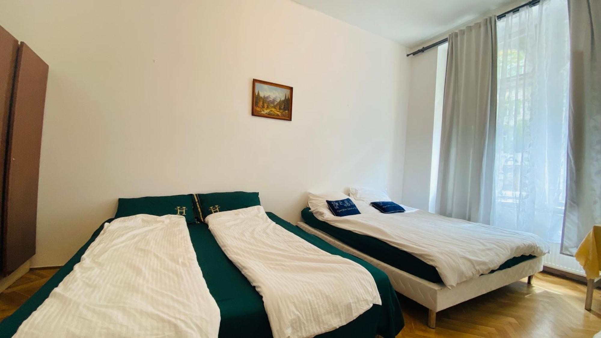 Apartment In 2 Square *