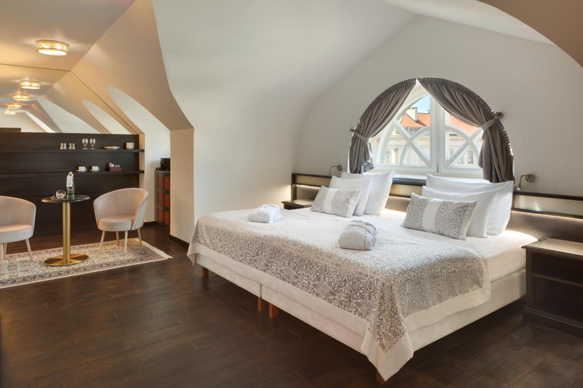 Savoy 4* Prague