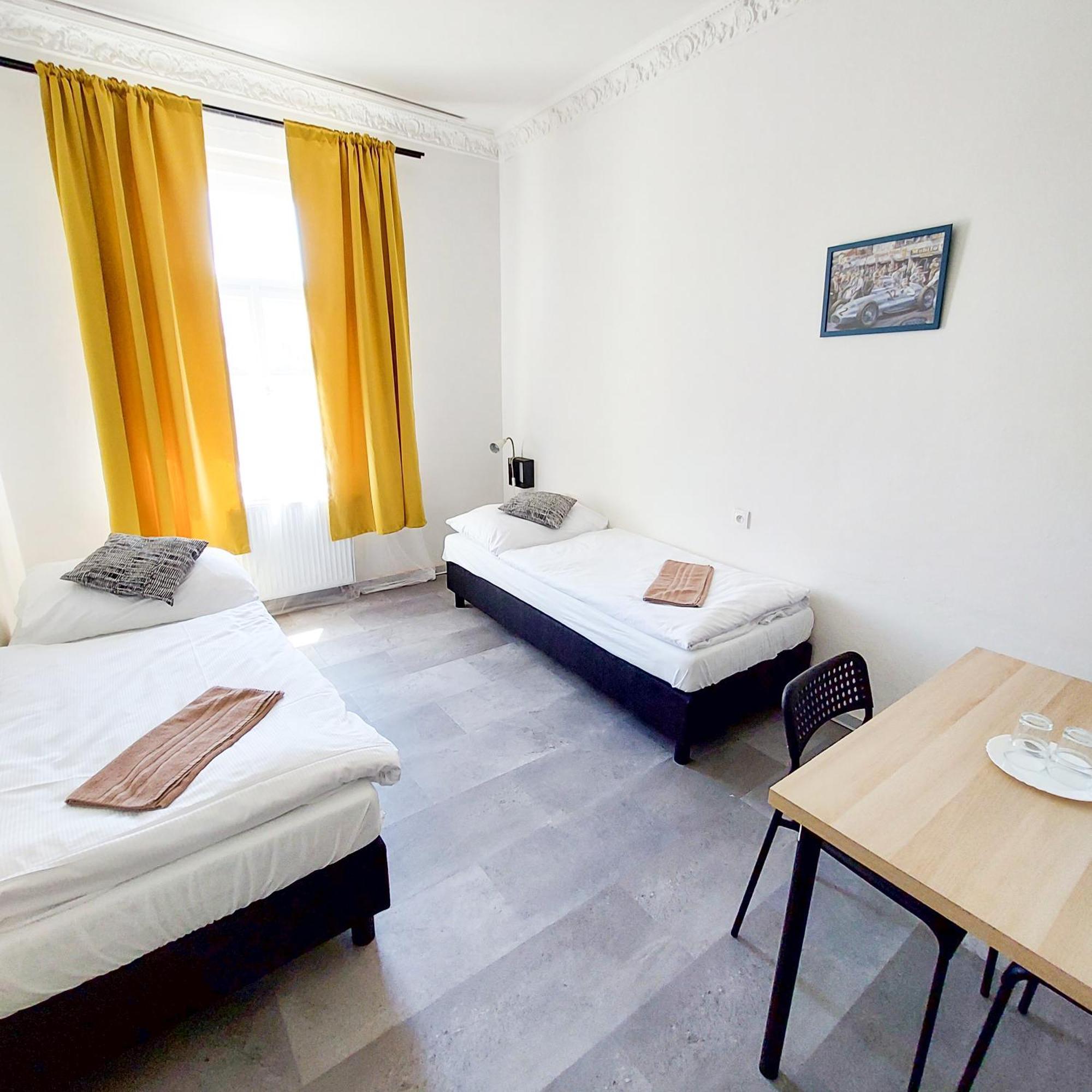 Homestay Pokoj Blizko Technickeho Muzea G1 *