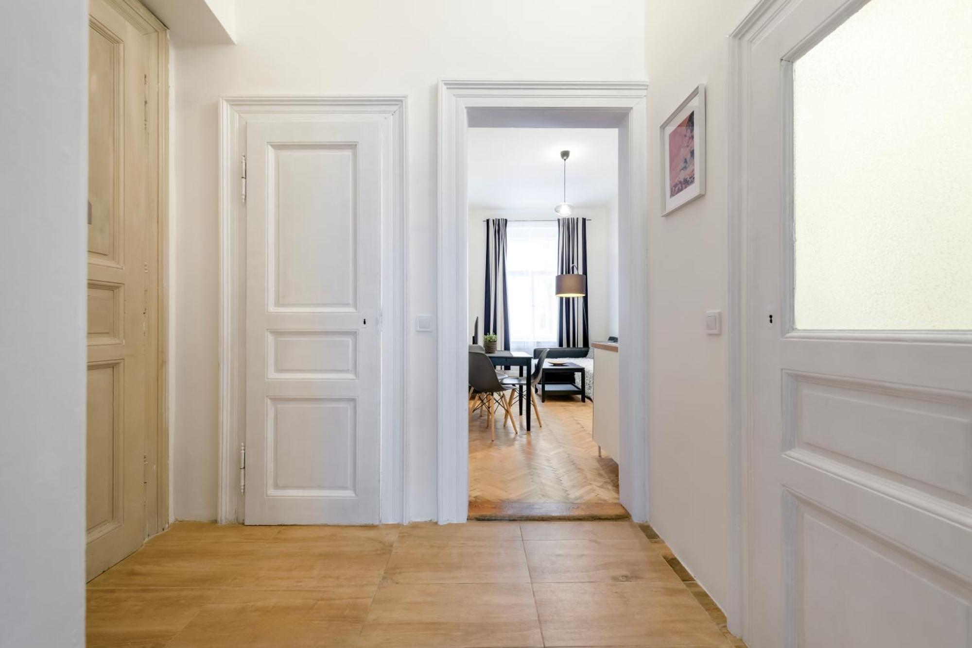 2bdr Pretty In The Local Area Of Apartment Prague