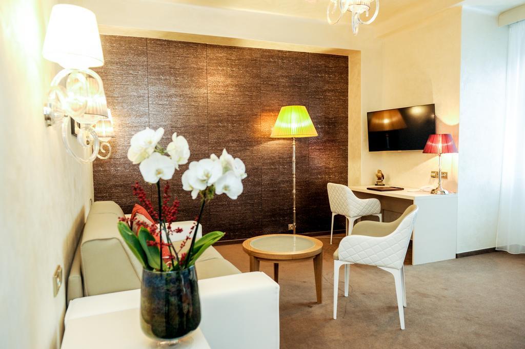 Myo Mysterius 4* Praga