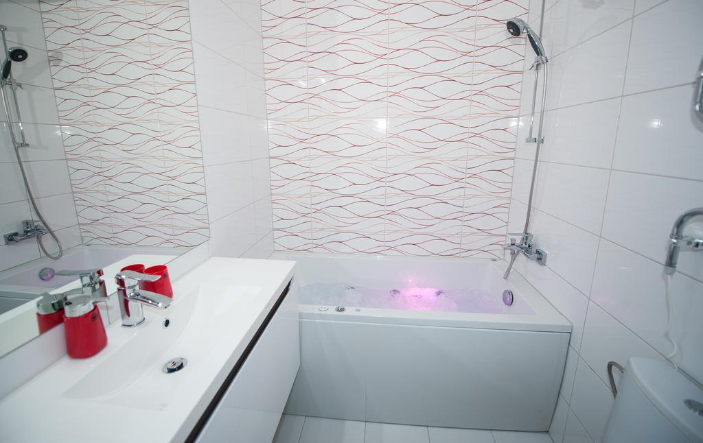 Honeymoon Ruterra Studio Praga