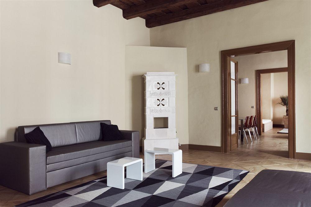 Apartment 3 Epoques By Adrez Prague