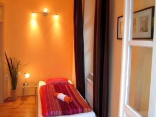 Hotel Velvet Old Town 3*