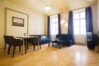 Hotel Velvet Old Town 3*